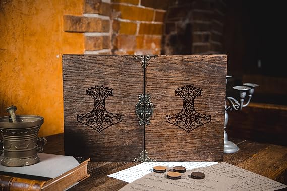Game Master Screen made for Board Role Playing Game - Wooden Handcrafted GM Screen Set - DM Gift Idea - Gifts for Him and Her (Medium 12x9 Foldable, Dungeon Lady)