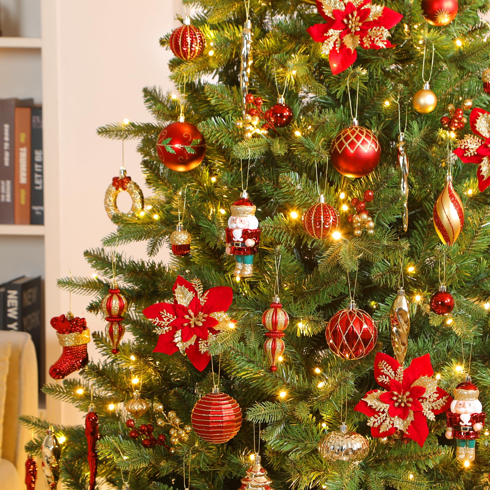 SHareconn Juego de 135 Piezas de Adornos Arbol Navidad, Adornos Bolas de Plástico Irrompibles con Cordón, Decoración Arbol de Navidad, Grandes Decoracion para Bodas (Rojo y Dorado)