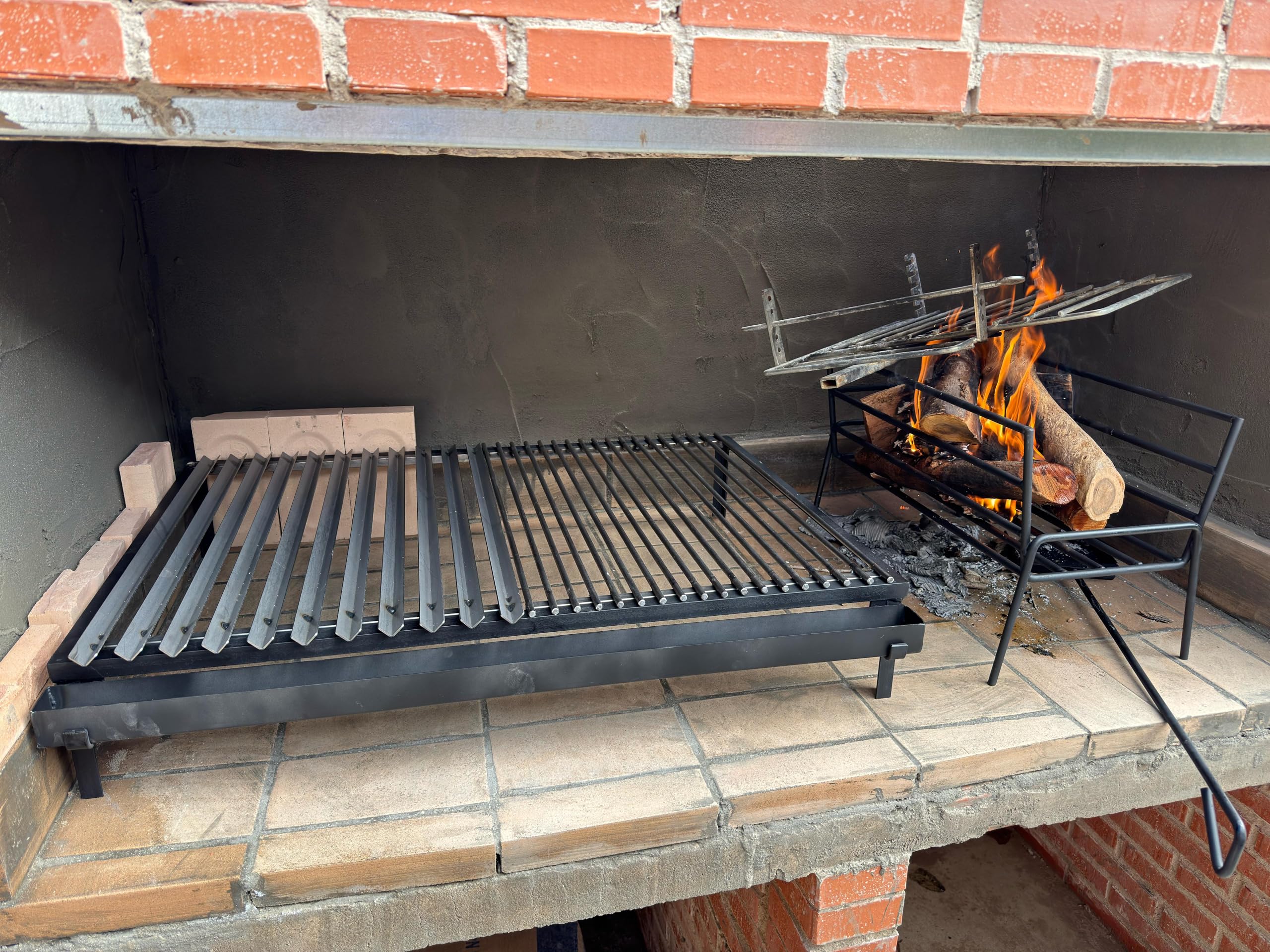 Brasero Fogonero Cuna de Hierro 10mm Reforzado para Leña y Carbon Leñero Uruguayo de Parrilla