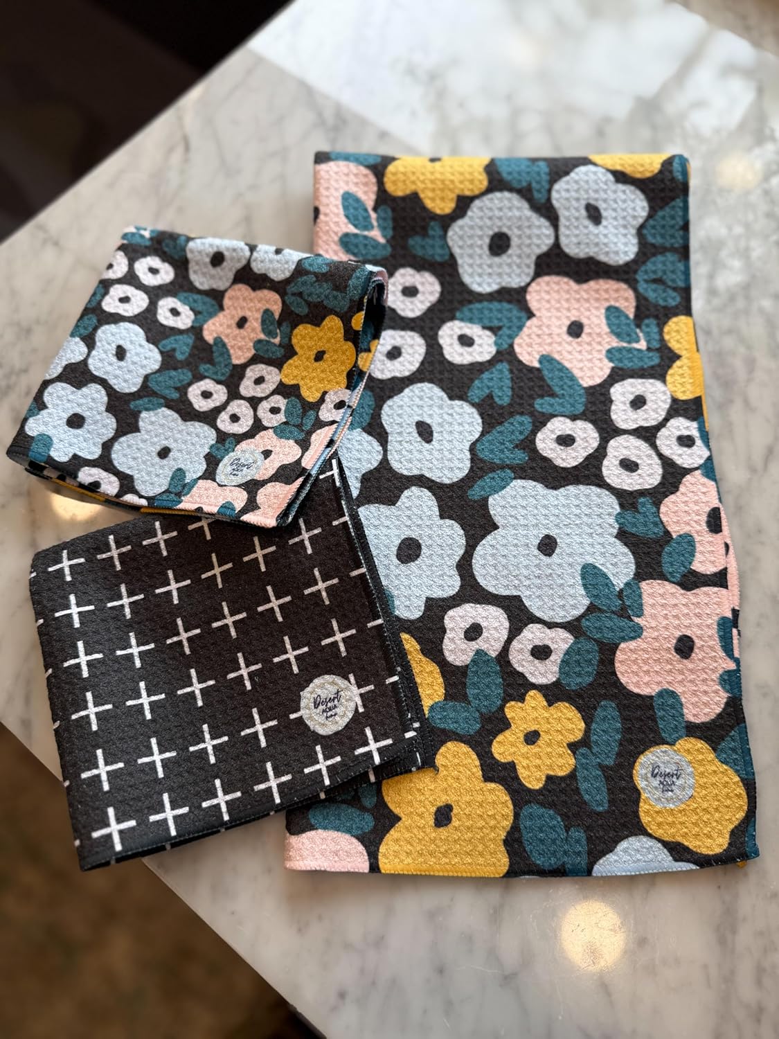 || Dish Towel and 2 DishCloths Set || Double Sided || Waffle Weave Microfiber || Highly Absorbent || Hanging Loop || Dish Towel || Dish Cloths || Cleaning Cloths (Black and Yellow)