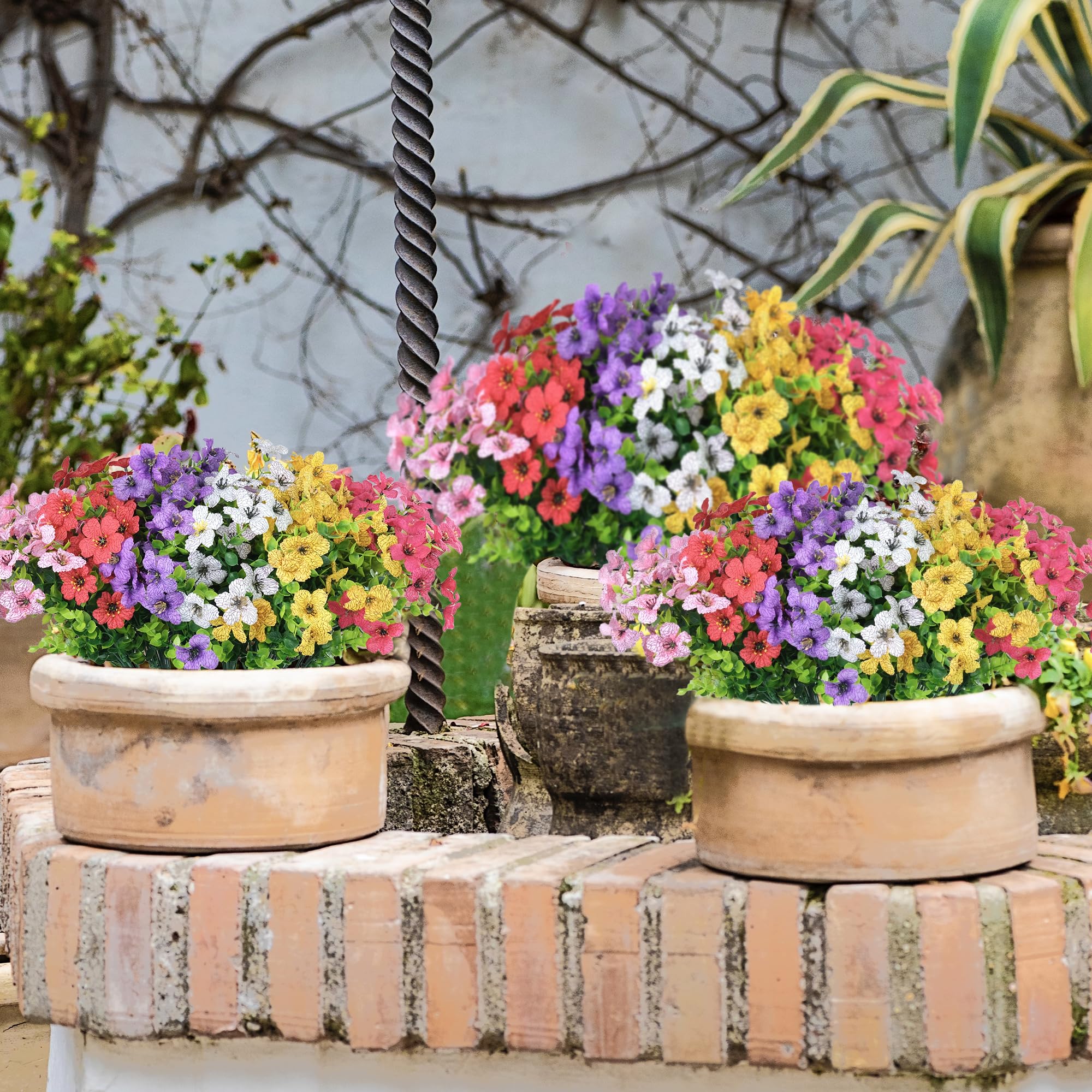 Amazon｜AUMVEYI 12束 人工植物 花 屋外 カラフルな野花 フェイク