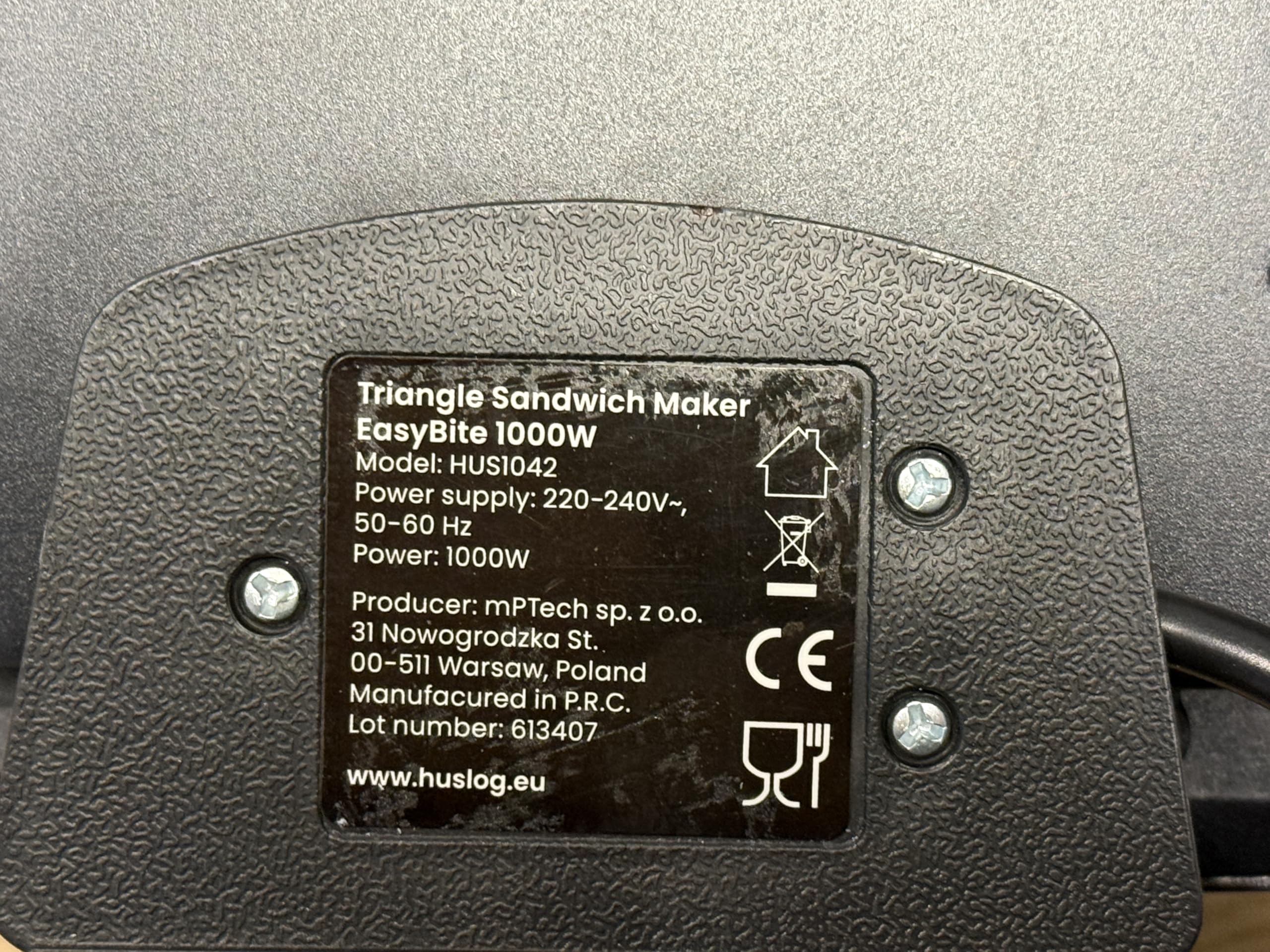 EasyBite Toster, opiekacz do kanapek, powłoka nieprzywierająca, 1000 W, trójkąty, czarny