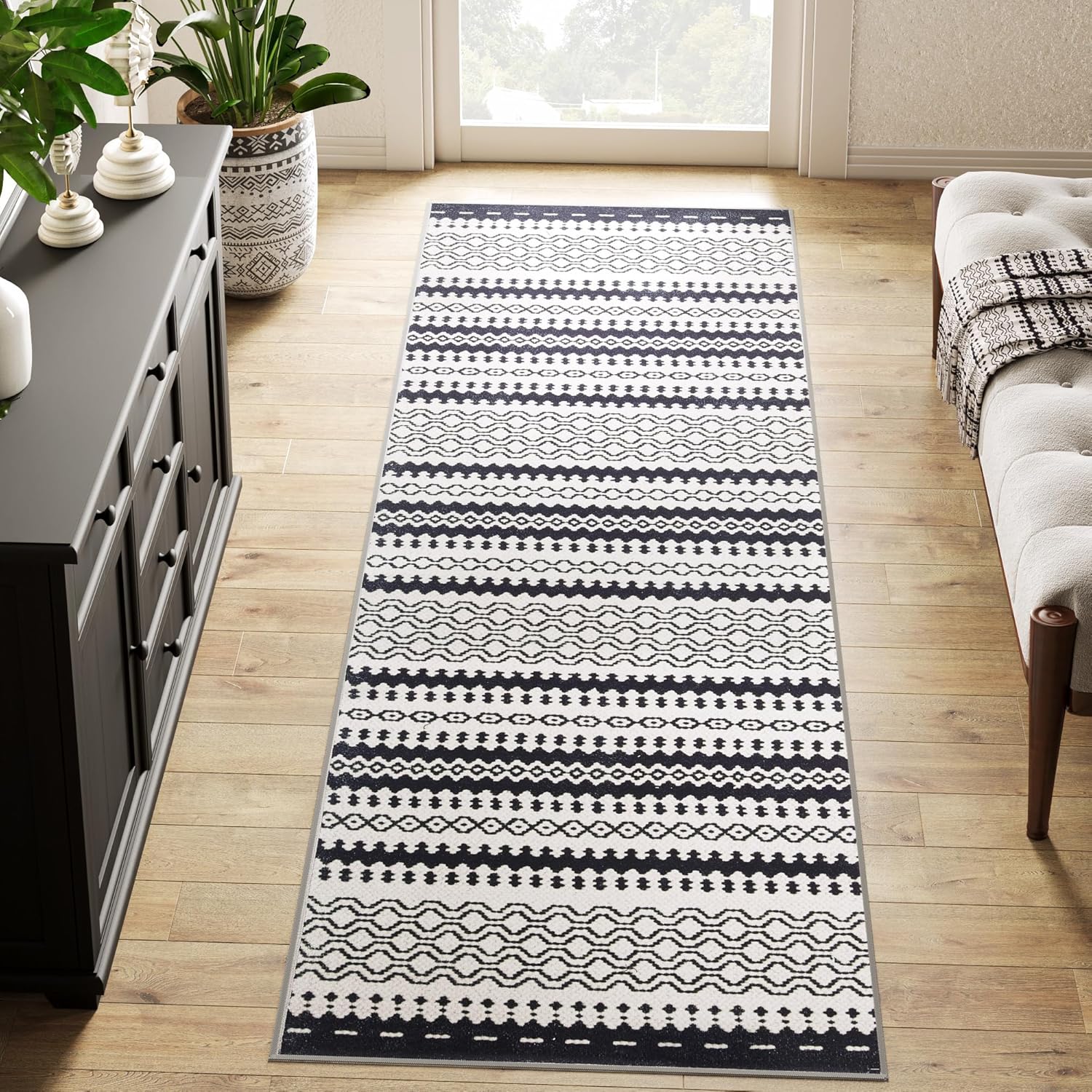 jinchan Moroccan Runner Rug 2x6 Washable Rug Hallway Indoor Floor Bohemian Accent Rug Modern Geometric Rug Soft Thin Rug Non Slip Carpet for Kitchen Bedroom Bathroom Laundry Room Black and Beige 2'x6' Black on Beige