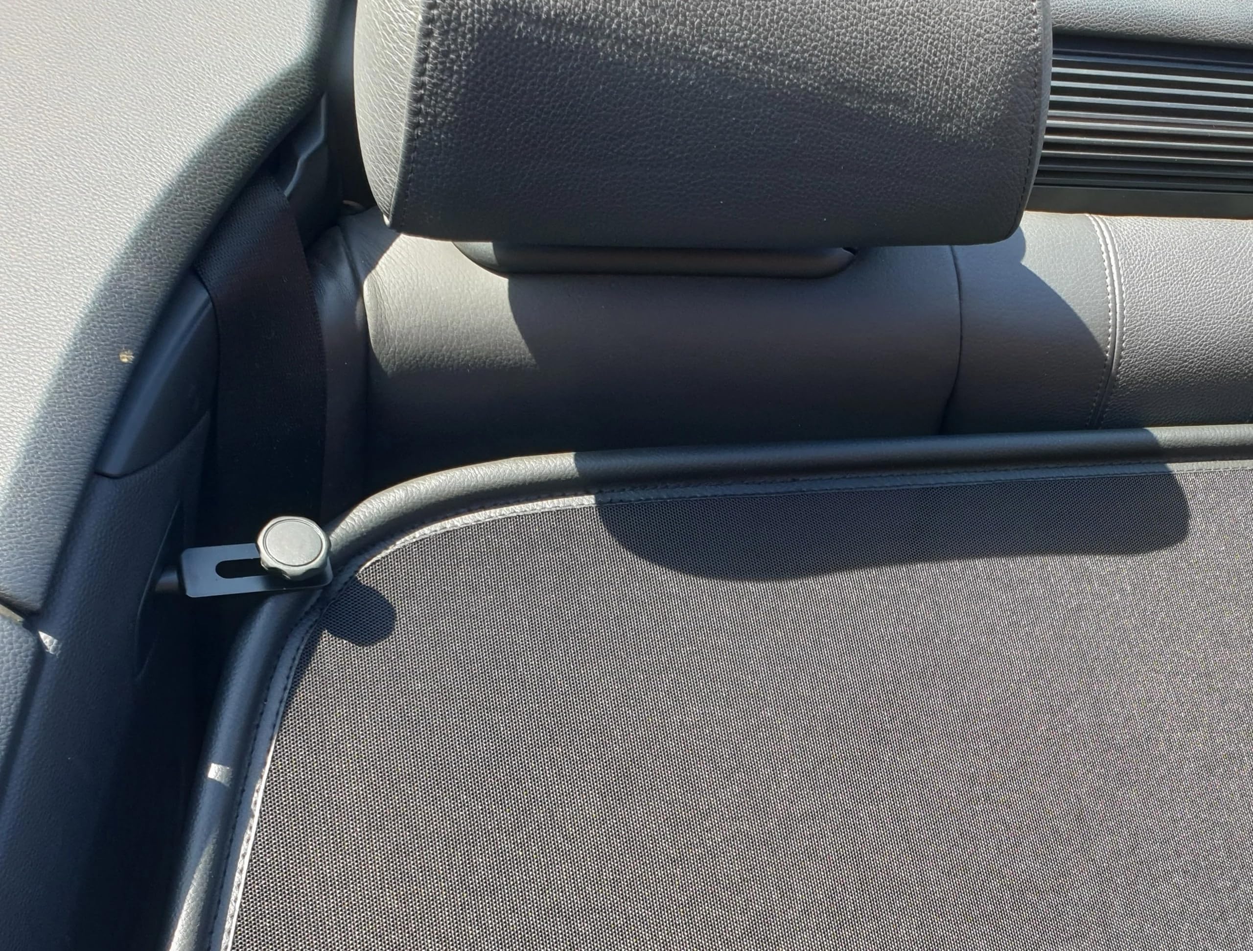 Déflecteur de vent pliable avec fermeture rapide - noir pour BMW e88 2008-2014 | Filet Anti-Remous Coupe | Déflecteur d'air