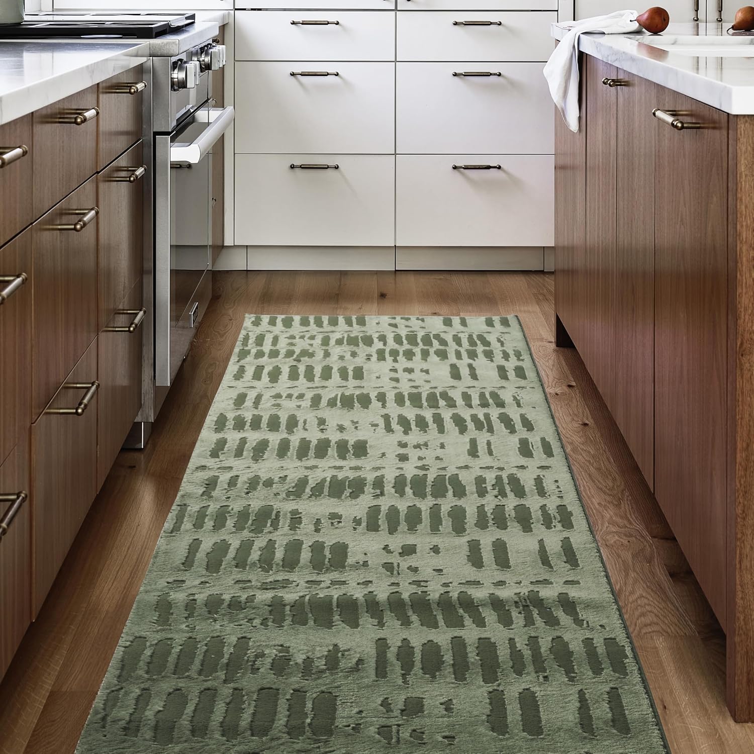 revival rugs shell 2'7"x9' machine washable runner rug for hallway entryway - 100% recycled oeko-tex certified, medium pile, green green 2'7" x 9' (runner)