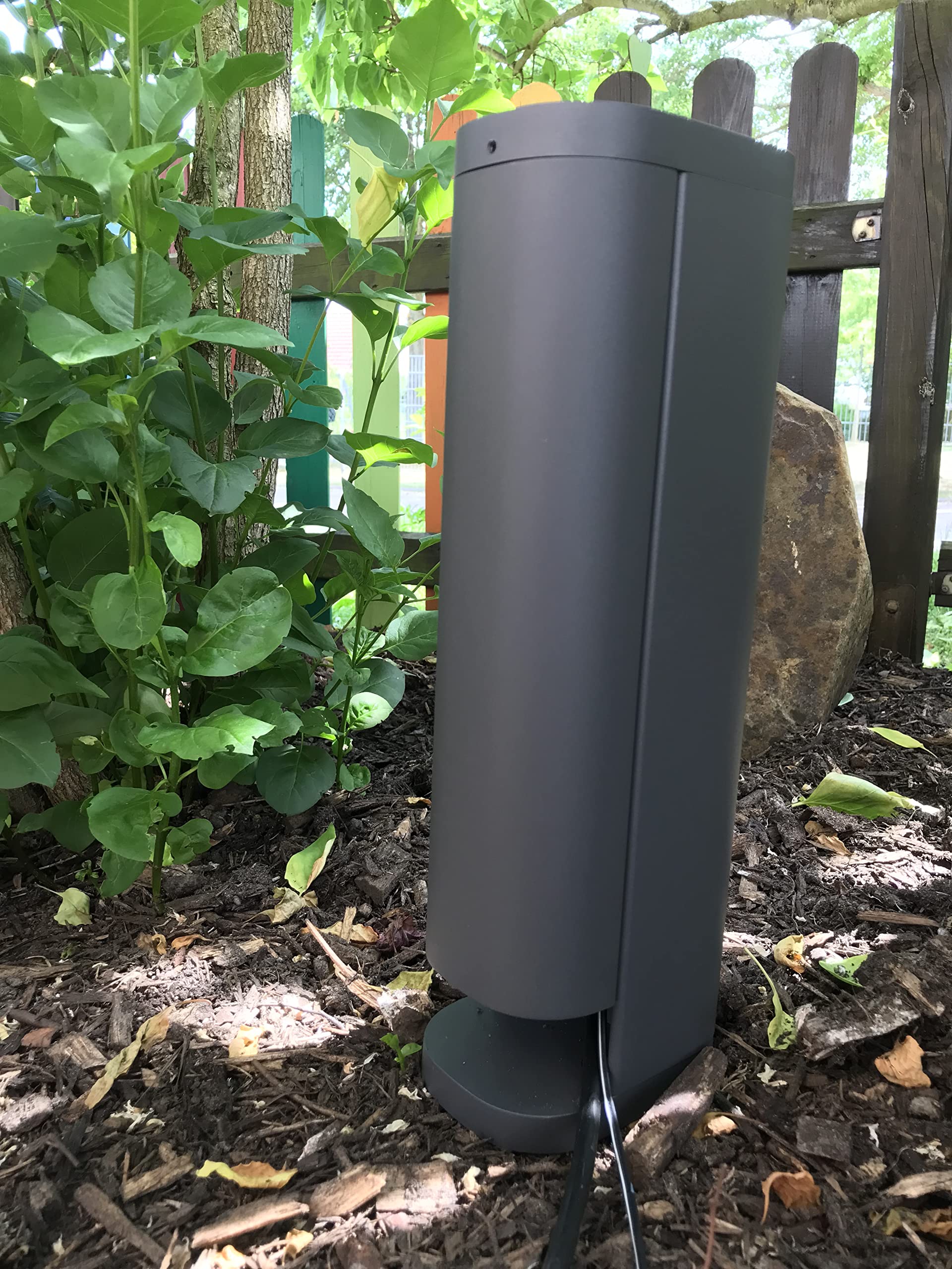 BOLD Volo Smarte Garten Steckdose Aussen - 2X Schuko WLAN Steckdosensäule | Tuya Smart Home Integration für iOS & Android, IP44 Aluminium-Druckguss Gehäuse, 3680W, 38,5 cm Säule, Anthrazit, WLAN