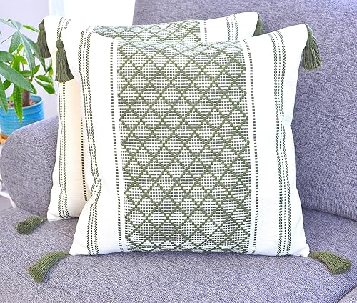 Miniatura 8 de Juego de 2 fundas de almohada geométricas a cuadros de 20 x 20 pulgadas, estilo bohemio, color verde oliva, con borlas de diseño, fundas de cojín