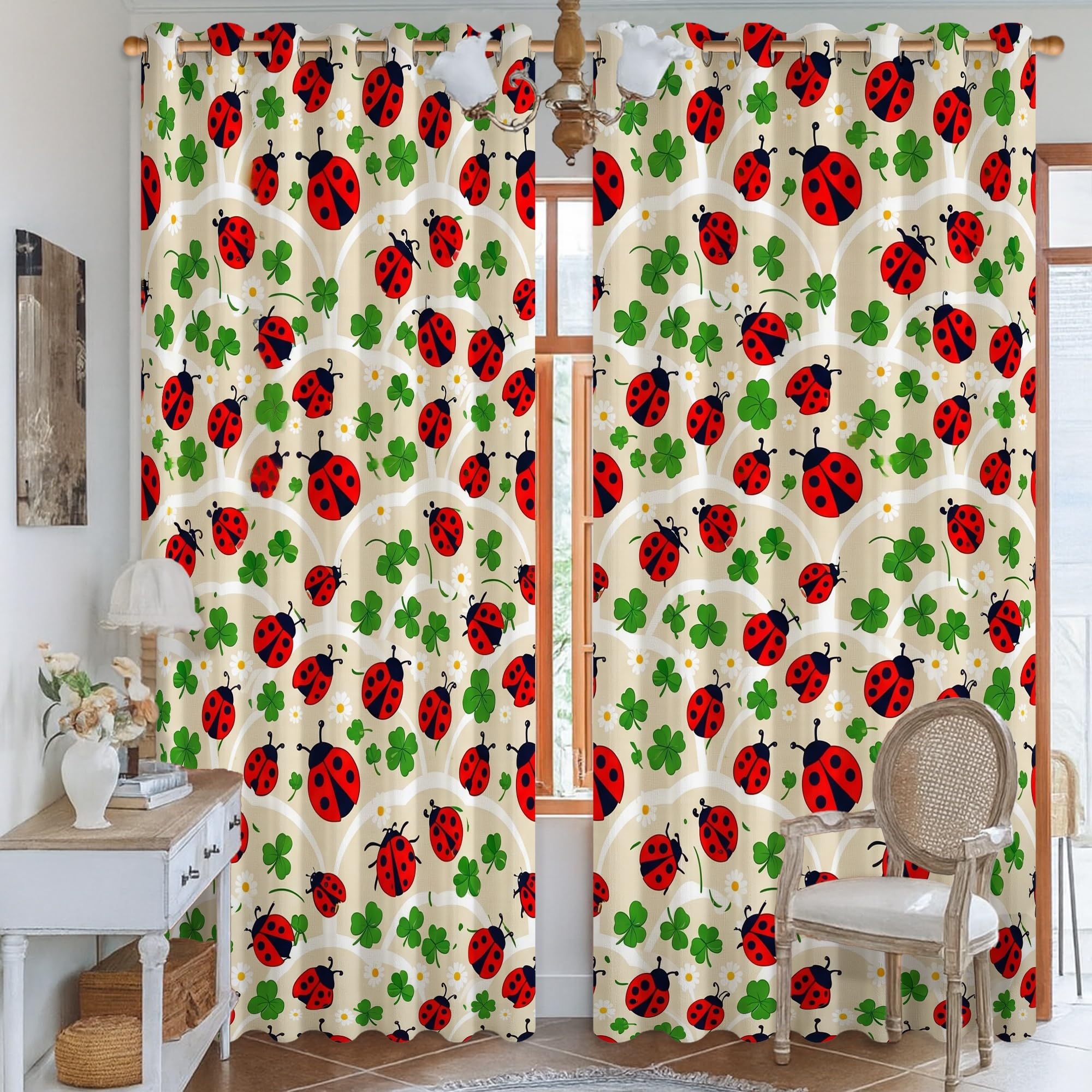 Rideaux occultants lavables en machine motif coccinelle