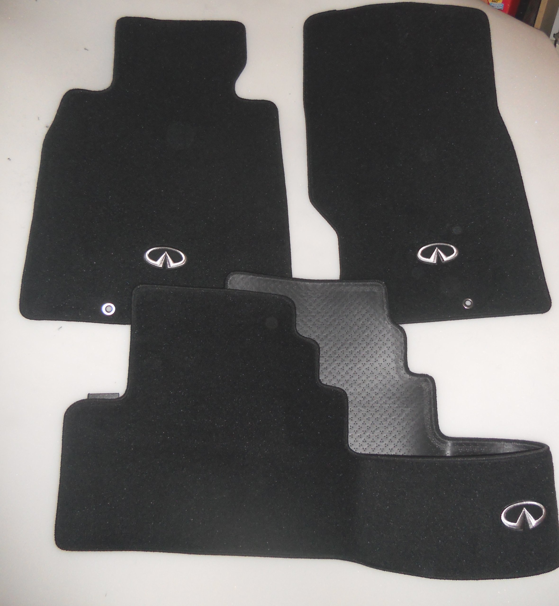 2007/2008 Infiniti G35 SEDAN (A/T) Carpeted Floor Mats FACTORY OEM