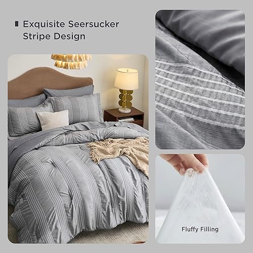 Miniatura 4 de BEDSURE Juego de cama King en una bolsa, juego de edredón tamaño King de 8 piezas, juego de ropa de cama de sirsaca a rayas, suave y ligero, juego