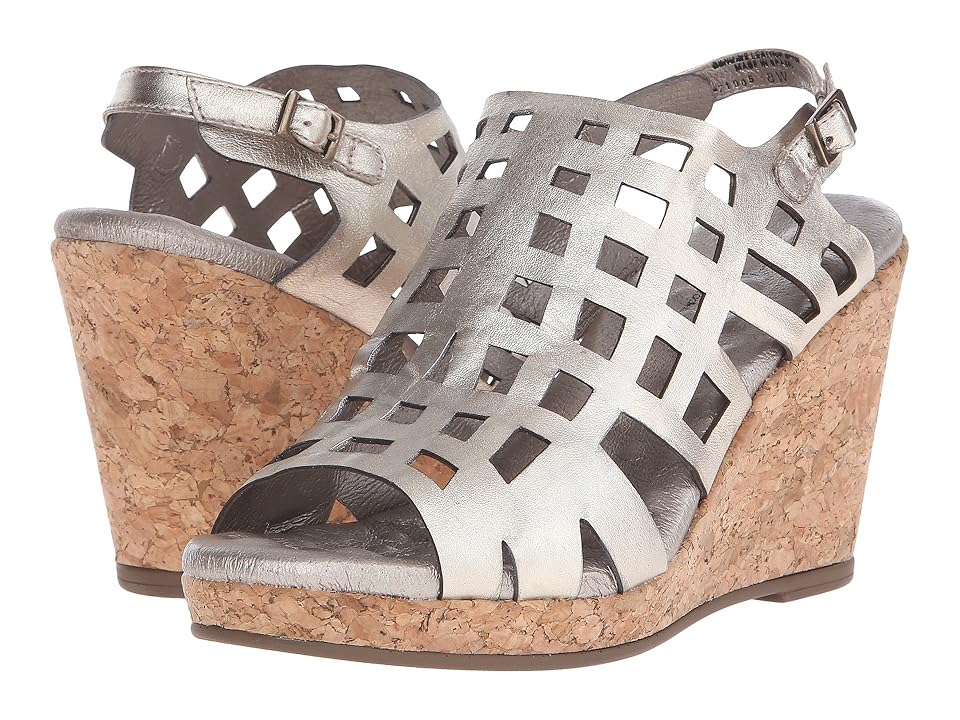 

Walking Cradles Kennedy (New Gold Mestico Pillow) Women's Shoes