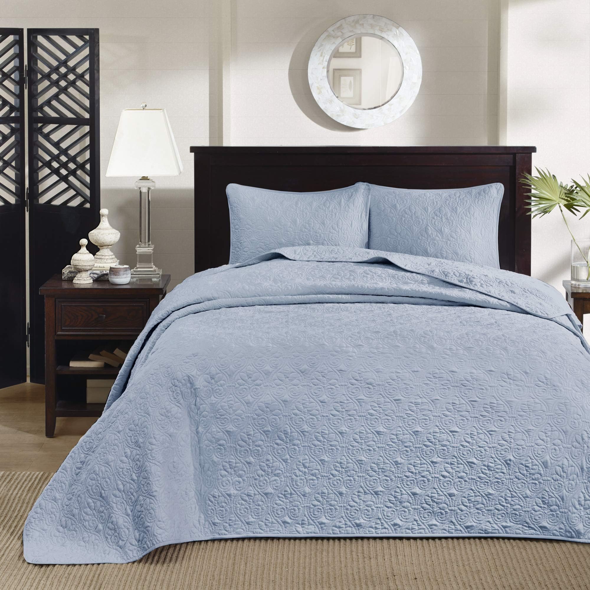 Madison ParkQuebec Reversible Quilt Set Damask Design, Double Sided Stitching All Season, Lightweight Bedspread Bedding Set, Matching Sham, Blue, King(120"x118") 3 Piece