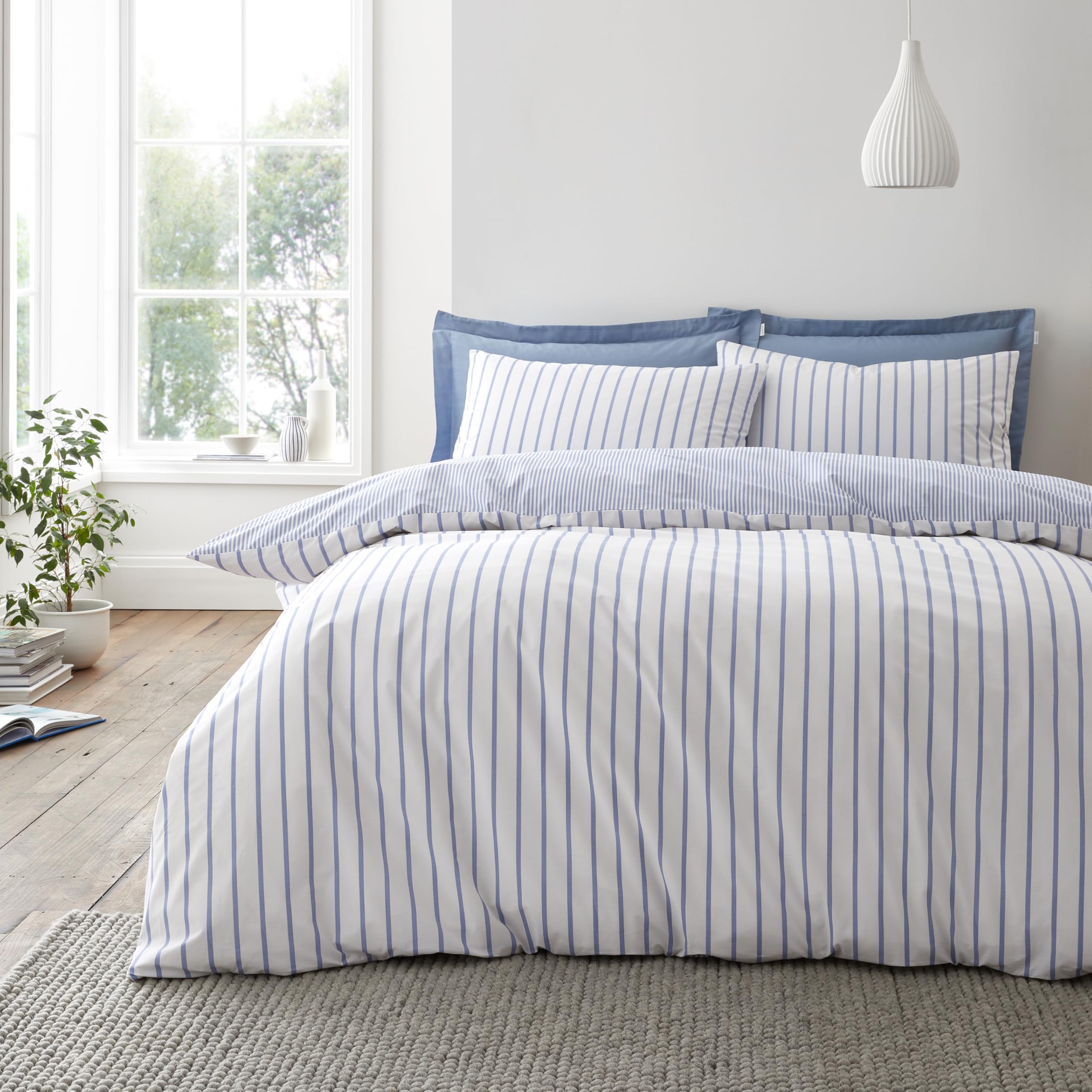 Bianca Hampton Stripe 200 Thread Count Cotton Reversible Single Duvet Cover Set with Pillowcase Blue