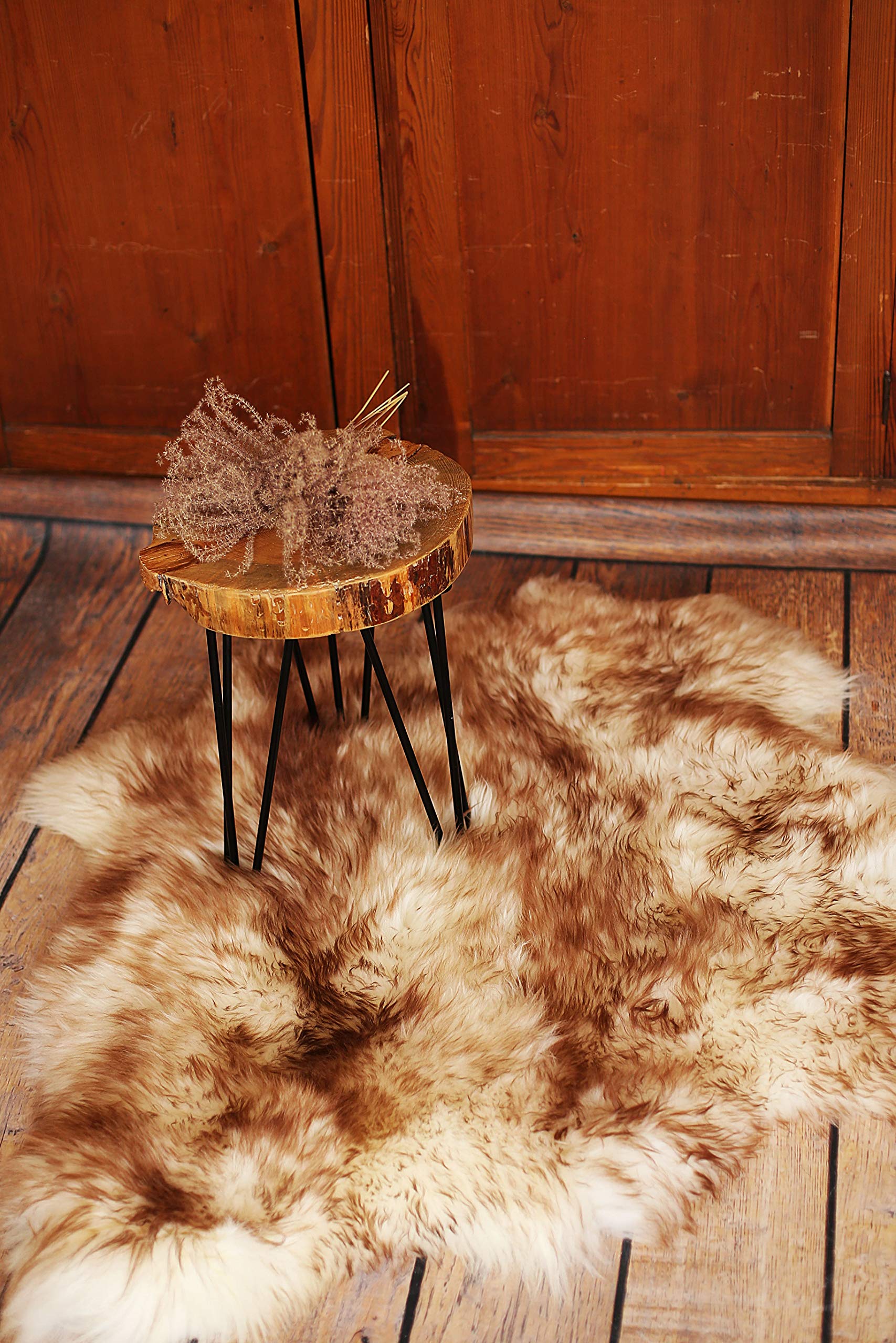 Cakla Schafshaut Store Alfombra de Piel de Oveja 100 % Natural orgánica, con Dos ovejas de Piel de Oveja Suave y esponjosa, una adición Original a Cualquier habitación.