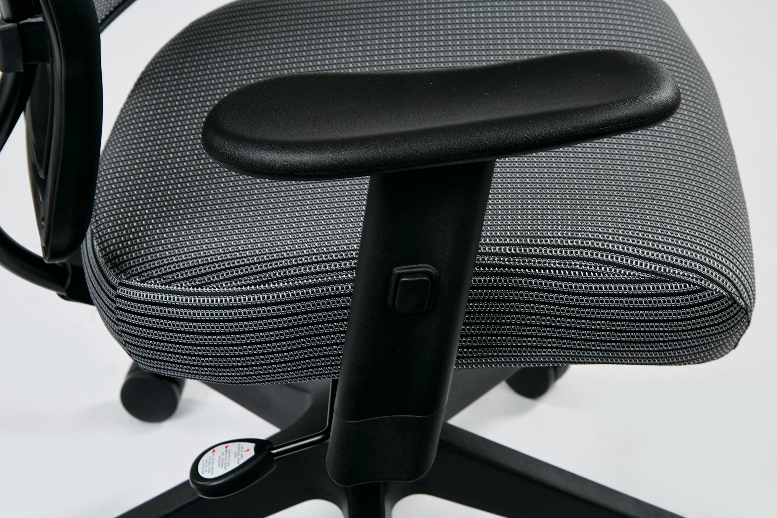 SPACE Seating Deluxe VeraFlex krzesło z materiału z materiału Synchro 2 do 1 i 2-kierunkowe regulowane krzesło dla kierowników broni, węgiel drzewny