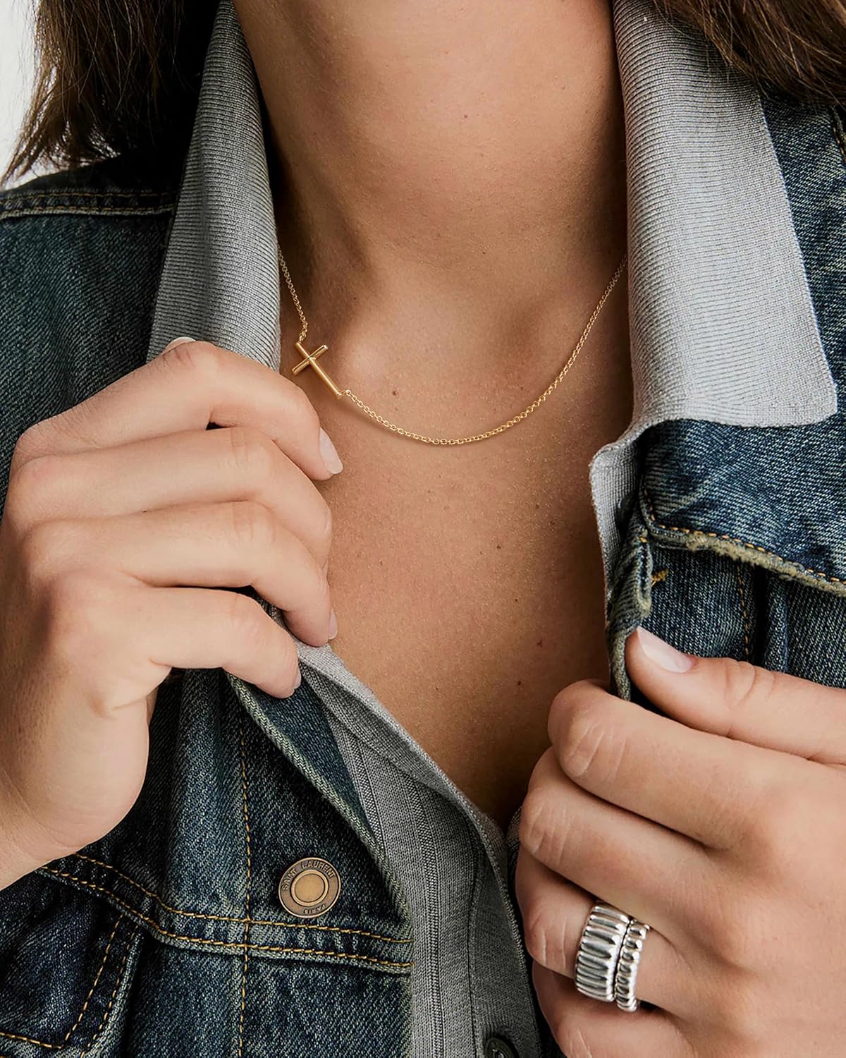 Gold Cross Necklace 14K Gold Cross Necklaces for Women Crosses Chain Necklaces for Women Horizontal Design for Two Wearing Style Crosses Pendant Necklace for Womens - Image 4