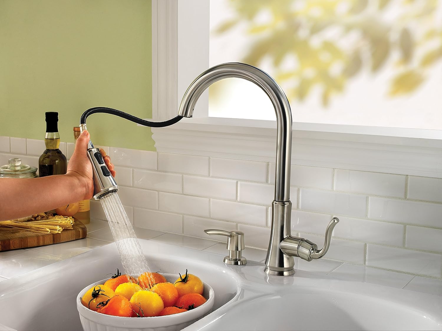 Pfister Cagney 1-Handle Pull-Down Kitchen Faucet with Soap Dispenser, Stainless Steel