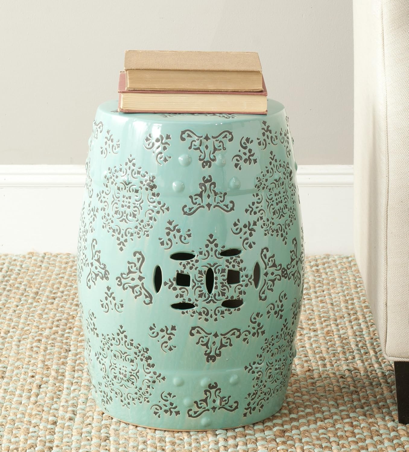 Safavieh Castle Gardens Collection Glazed Ceramic Robins Egg Blue Medallion Garden Stool