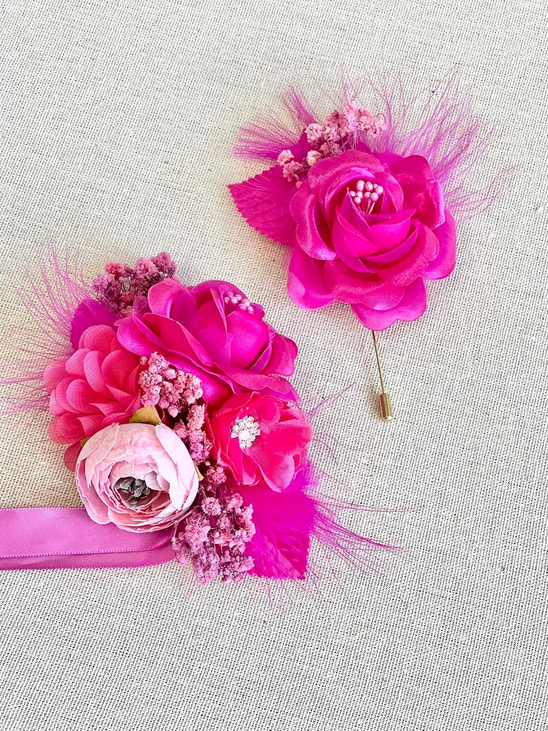 WHITEROOM Hot Pink Promo Corsage and Boutonniere Set, Wrist Wedding Corsage, Wedding Corsage, Bridesmaids Corsage, Feather Bridal Bracelets