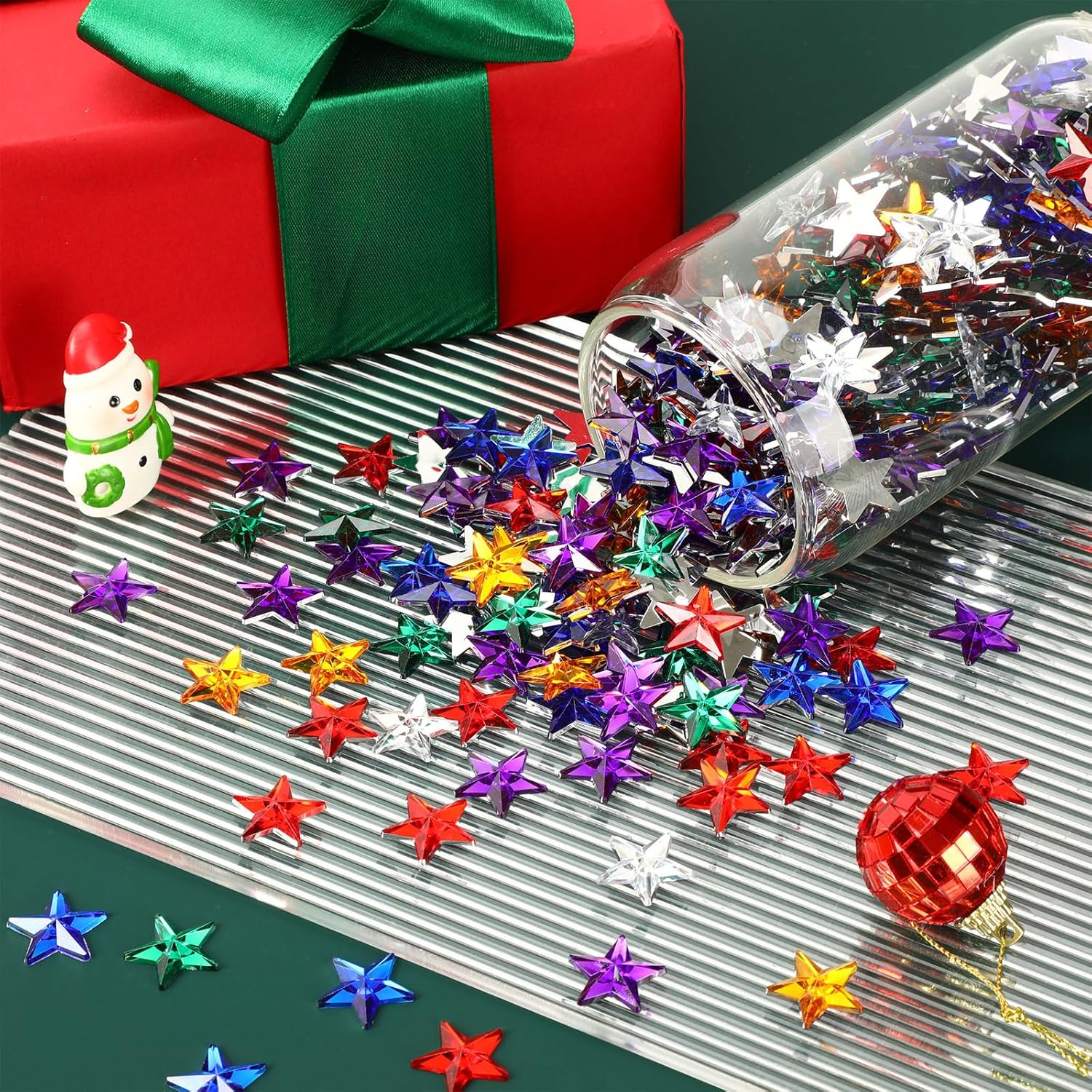 JANYUN 800 Pcs Christmas Acrylic Star Rhinestones, Christmas Star Flat Back Gems Colorful Star Table Scatter for Vase Filler DIY Crafts Home Decor (Multicolor) - Image 7