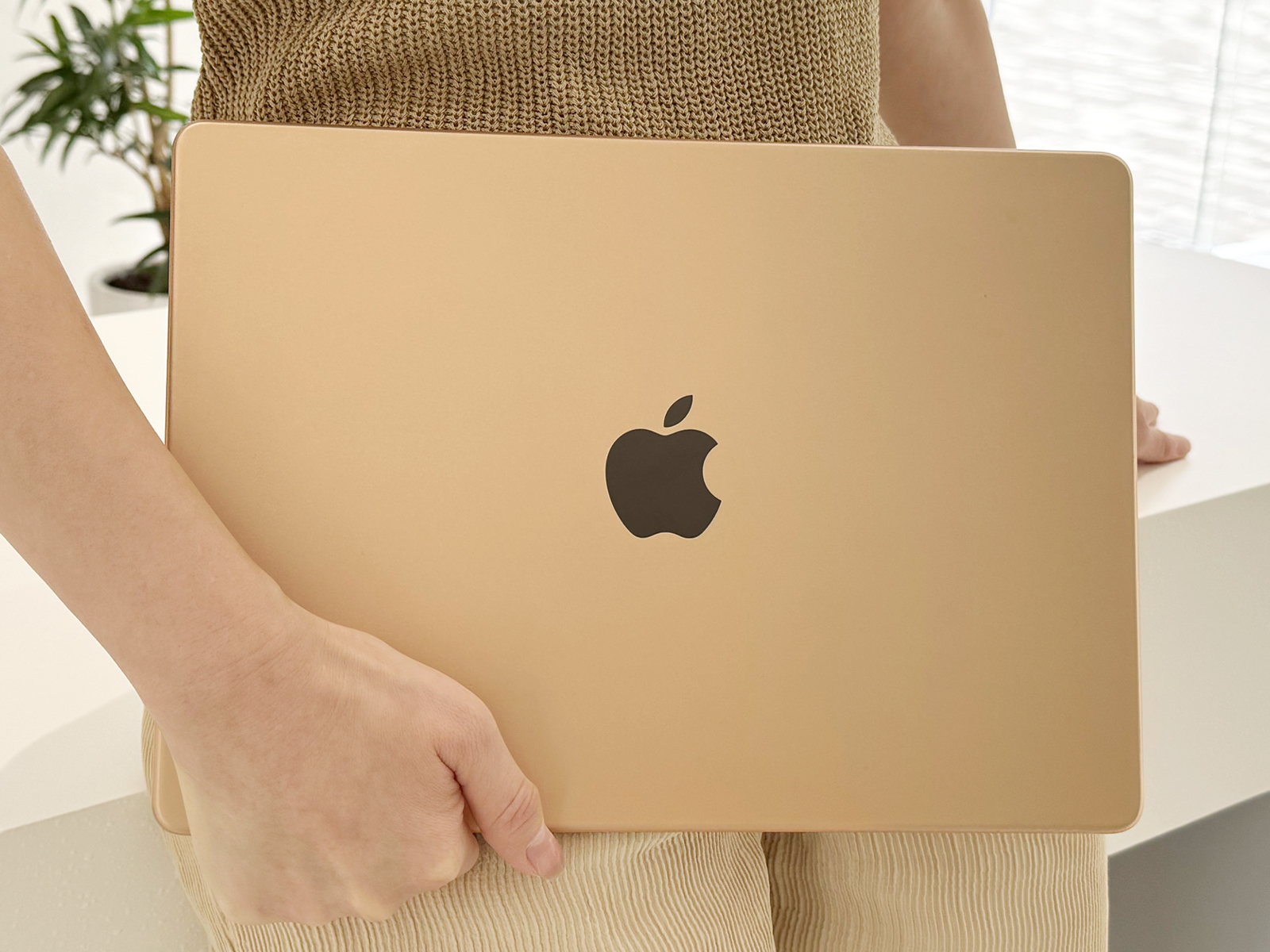 Amazon.com: DONGKE Case for M5 MacBook Pro 14 inch 2025 2024-2021