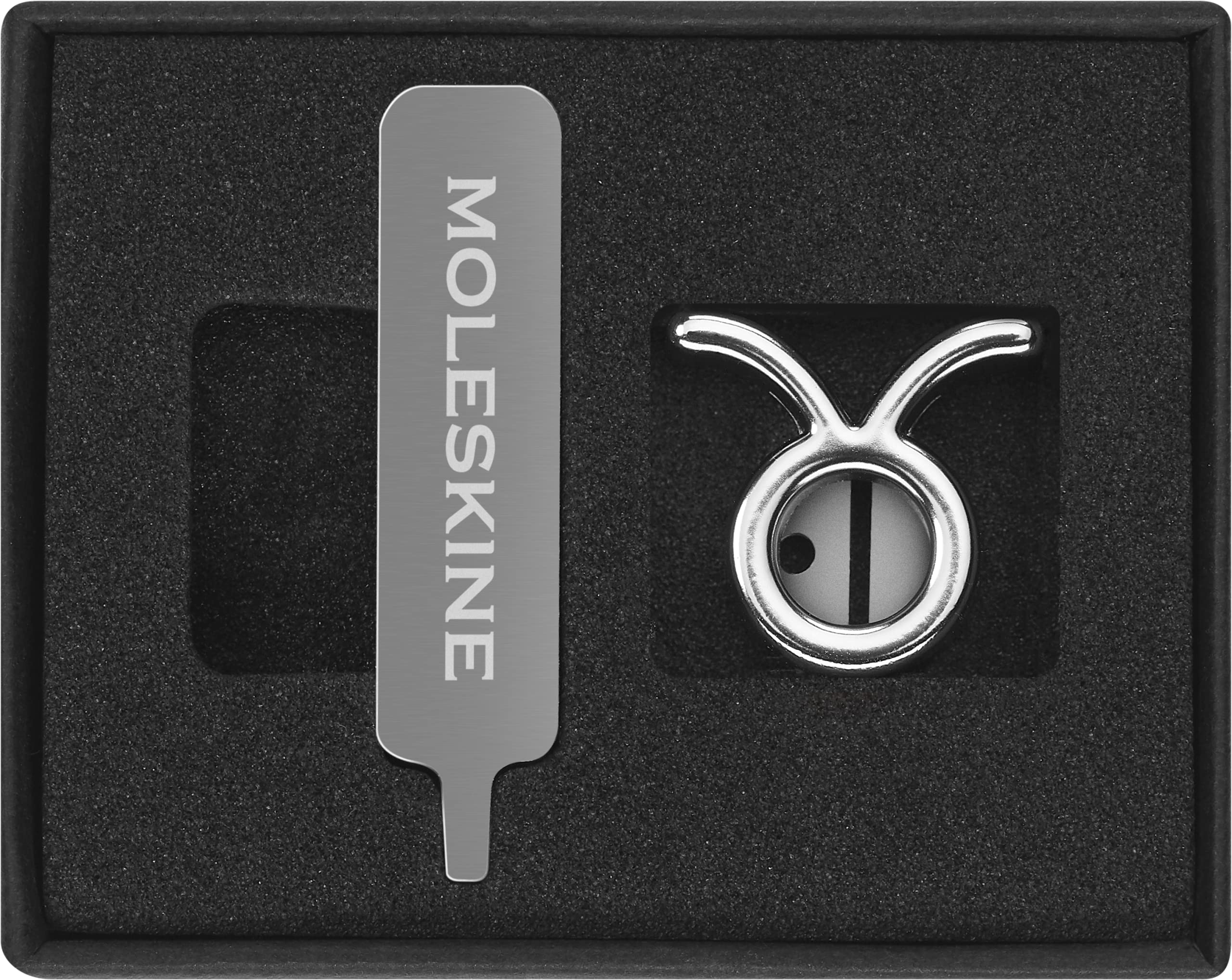 Moleskine Pin per Taccuino o Agenda Toro, Spilla Simbolo Zodiacale, Personalizza la Chiusura con Elastico, Idee Regalo Personalizzato, Colore Argento