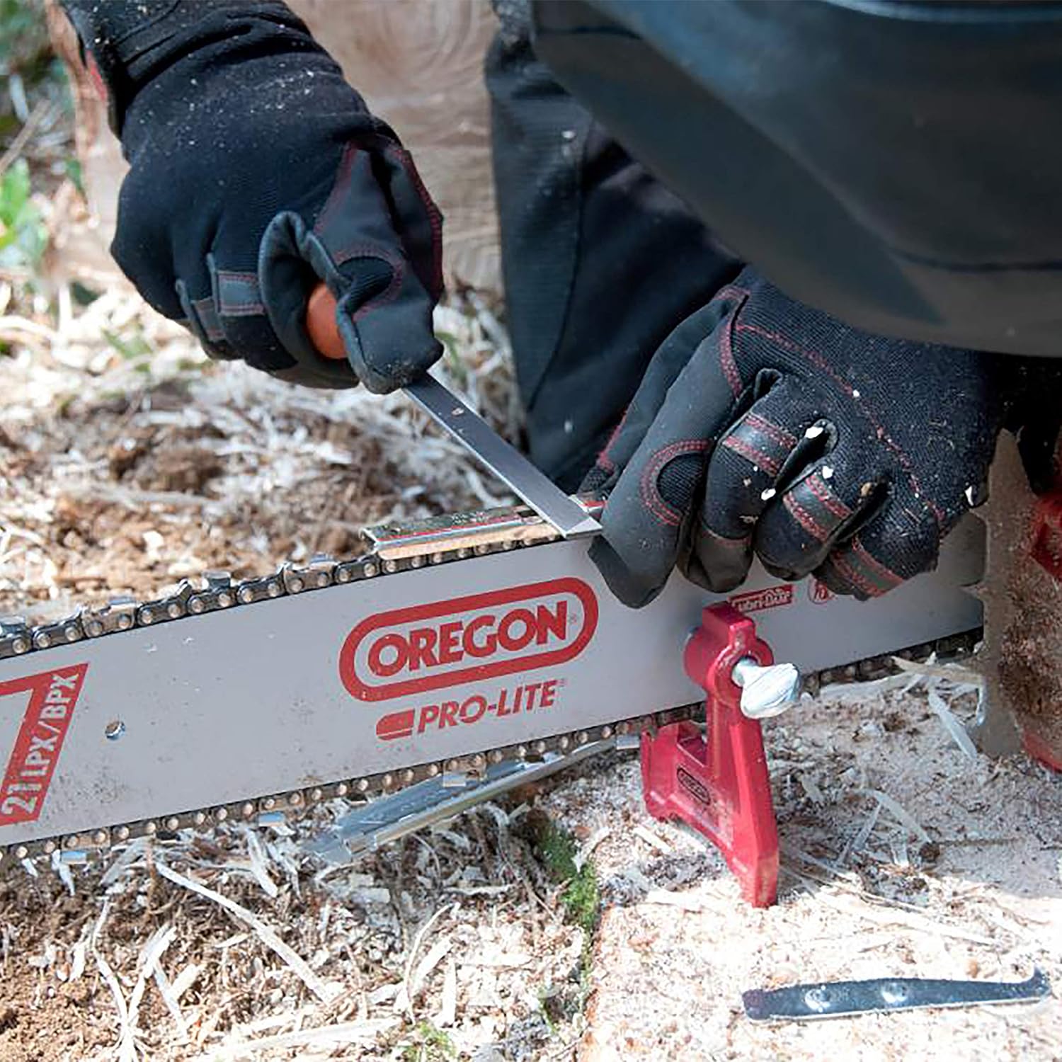 Oregon Q90405 Chainsaw Chain Sharpening & Guide Bar Maintenance Kit, 1/4" & 3/8" Low Pro Set of 5 Pieces