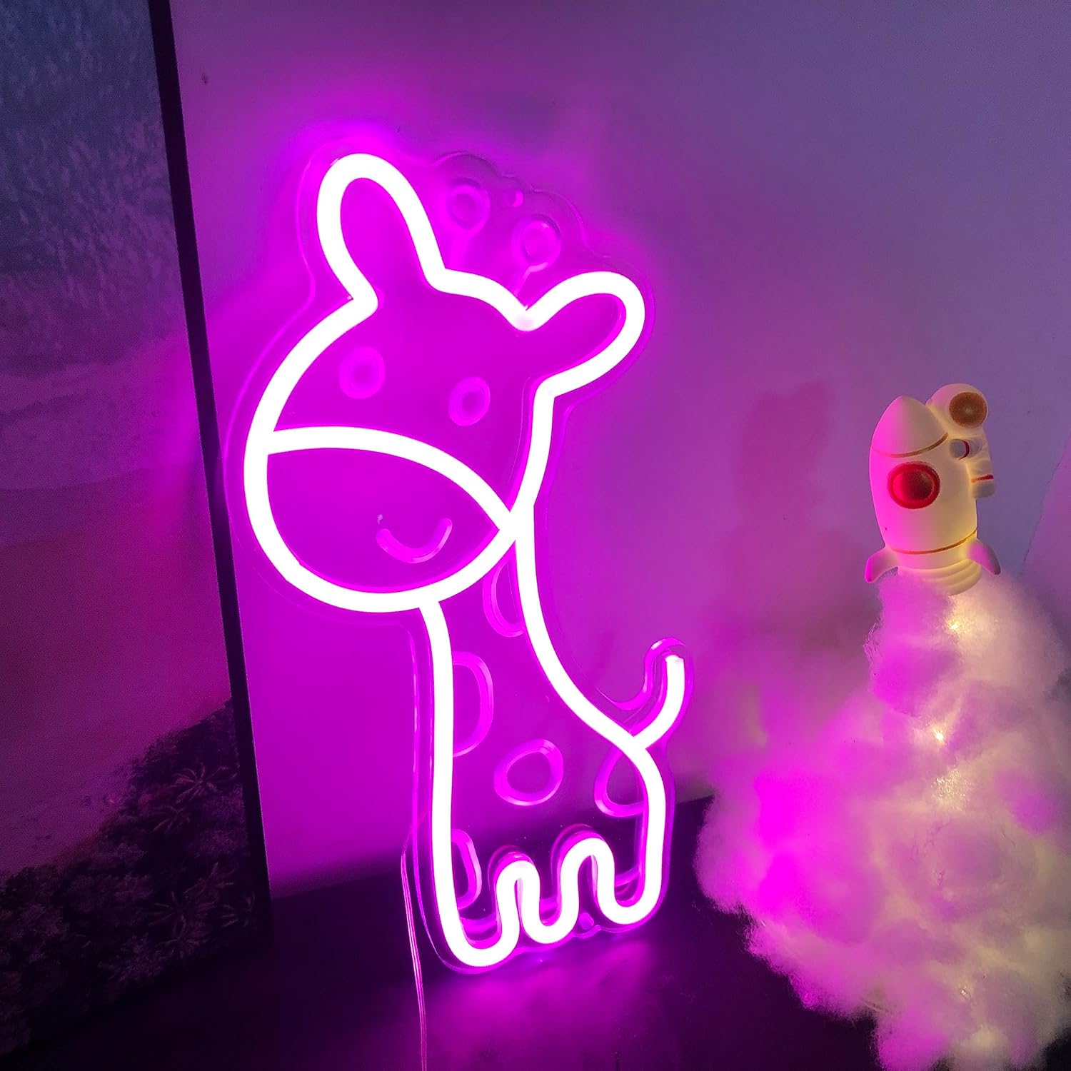Giraffe Gifts for Kids Bedroom Night Light with Baby Smart Giraffe Lamp Cool Room Decor Bedside Lamp Boys Girls Decor or 5V USB Night Light Signs (Yellow)