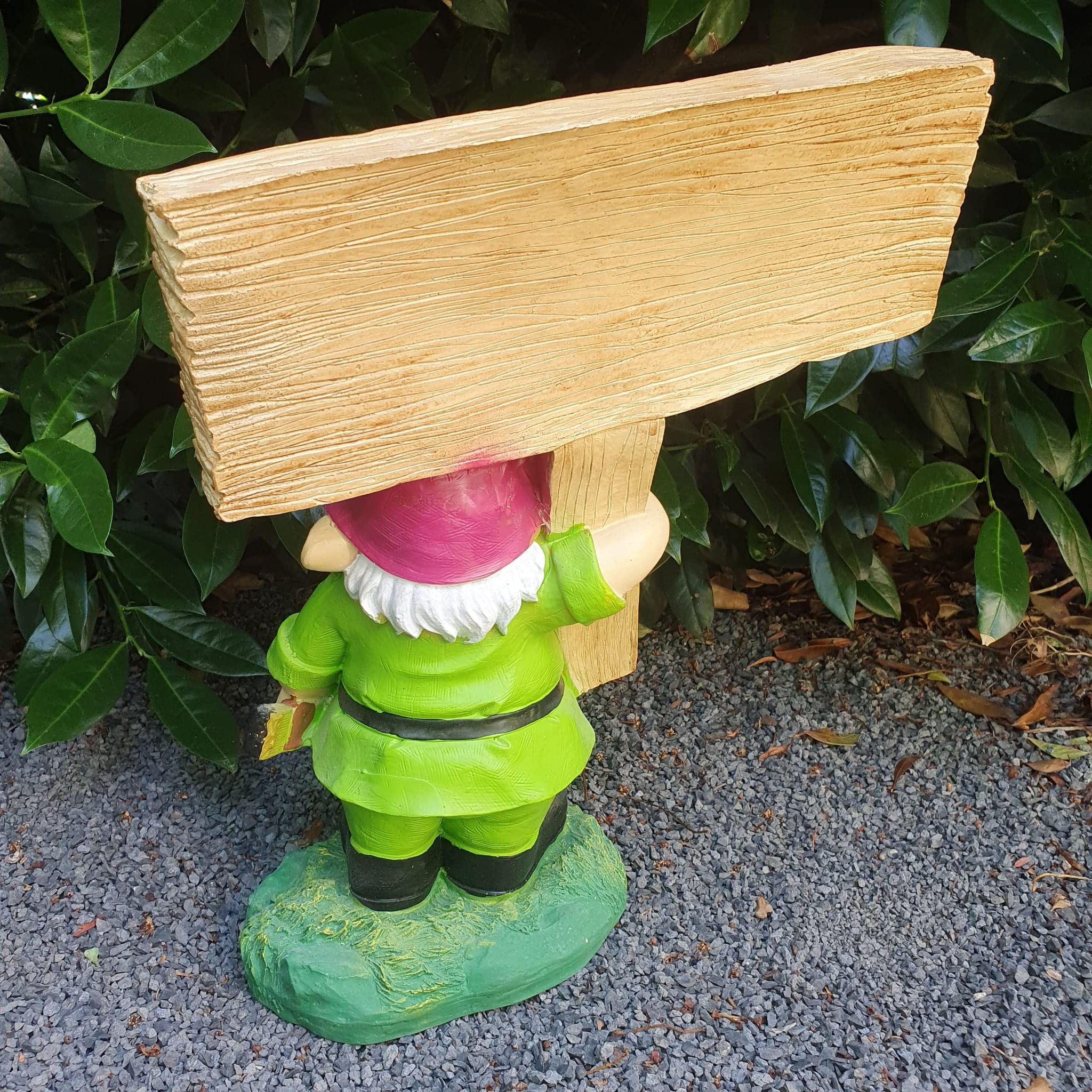 Gartenzwerg Gartenfigur mit Schild 42 cm – Klassische Zwerg Figur für Garten, Terrasse und Außenbereich