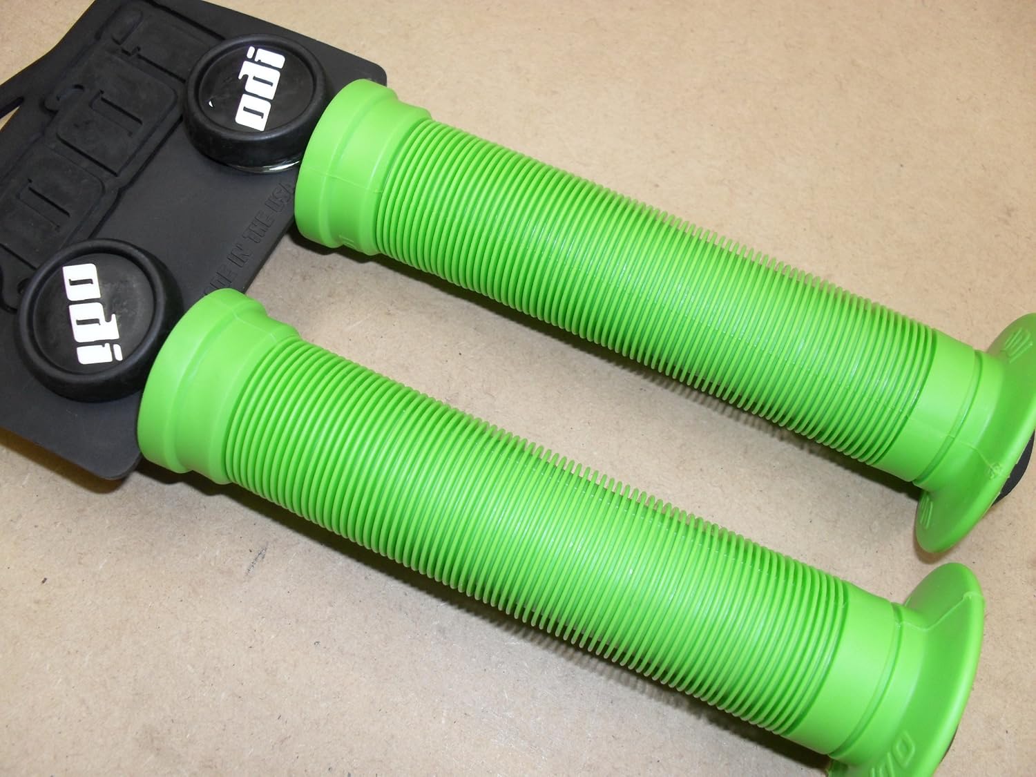 Odi LONGNECK ST BMX/Micro Scooter grips (GREEN) Free UK Postage
