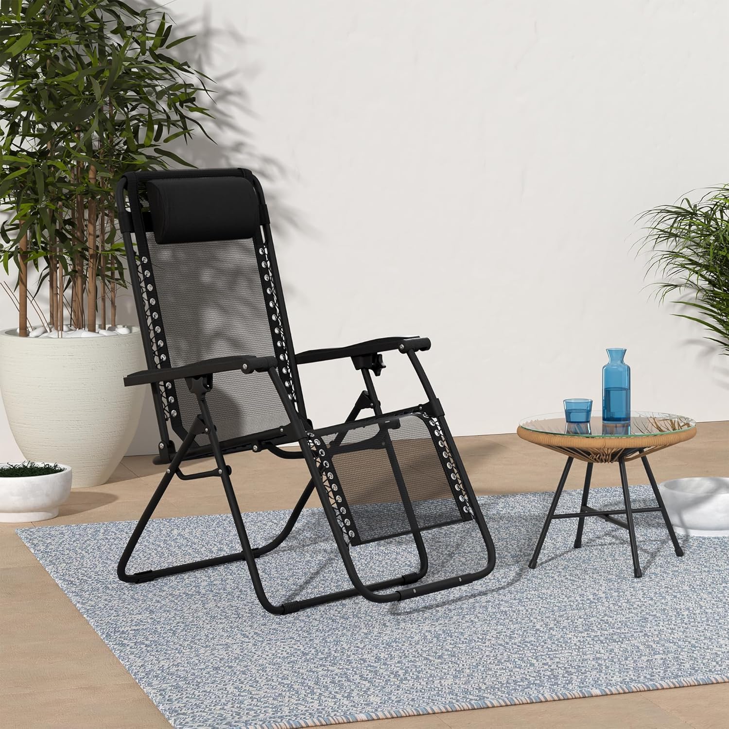 Amazon Basics Outdoor Textilene Adjustable Zero Gravity Folding