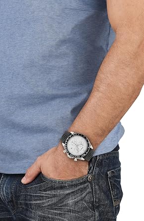 Ferragamo Urban Chrono Collection ラグジュアリー メンズ ウォッチ ウォッチ ブラックストラップ ステンレススチールケースとシルバーの文字盤