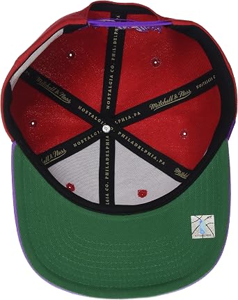 Mitchell & Ness Men's Sharktooth Snapback Cap