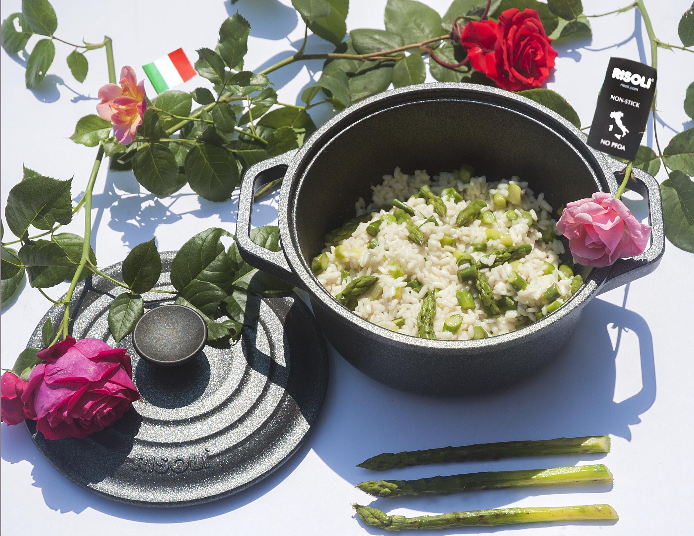 RISOLI' | LE PIGNATTE, Casseruola Antiaderente per Induzione e Gas Ø28cm, Slow Cooking, Coperchio e Manici in Fusione, Alluminio Fuso Riciclato, Made in Italy