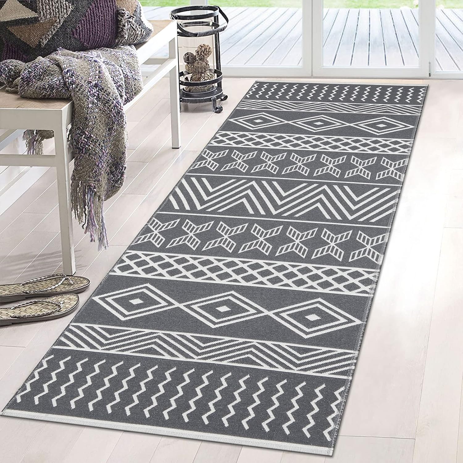 HiiARug Boho Runner Rug for Hallways 2'x4'4" Rug Runner Black & White Washable 100% Woven Cotton Rug Runner for Boho Room Bedroom Bathroom Decor