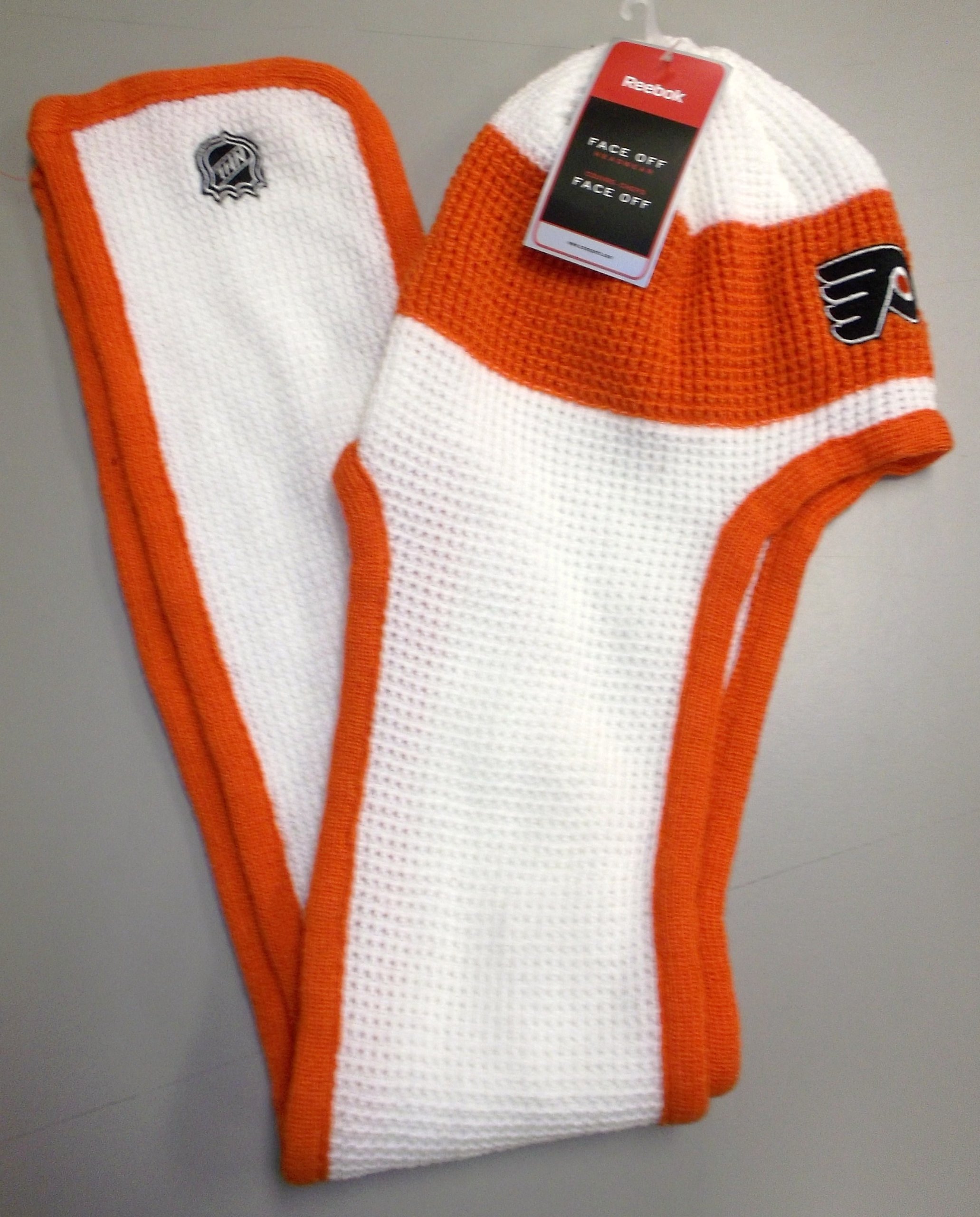 Philadelphia Flyers Knit Scarf/ Hat By Reebok - OSFA - KC01Z