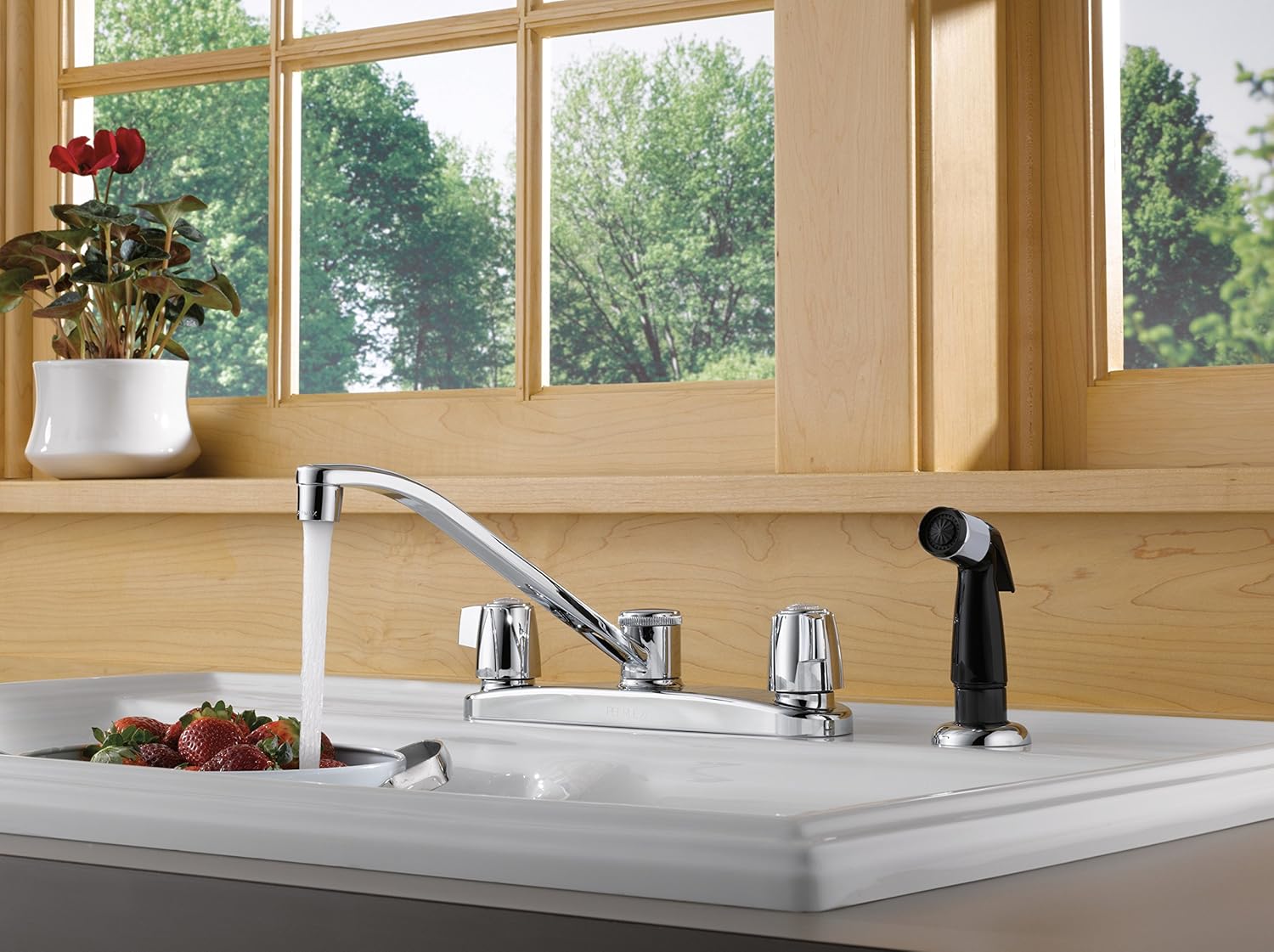 Peerless P226LF Classic Two Handle Kitchen Faucet, Chrome