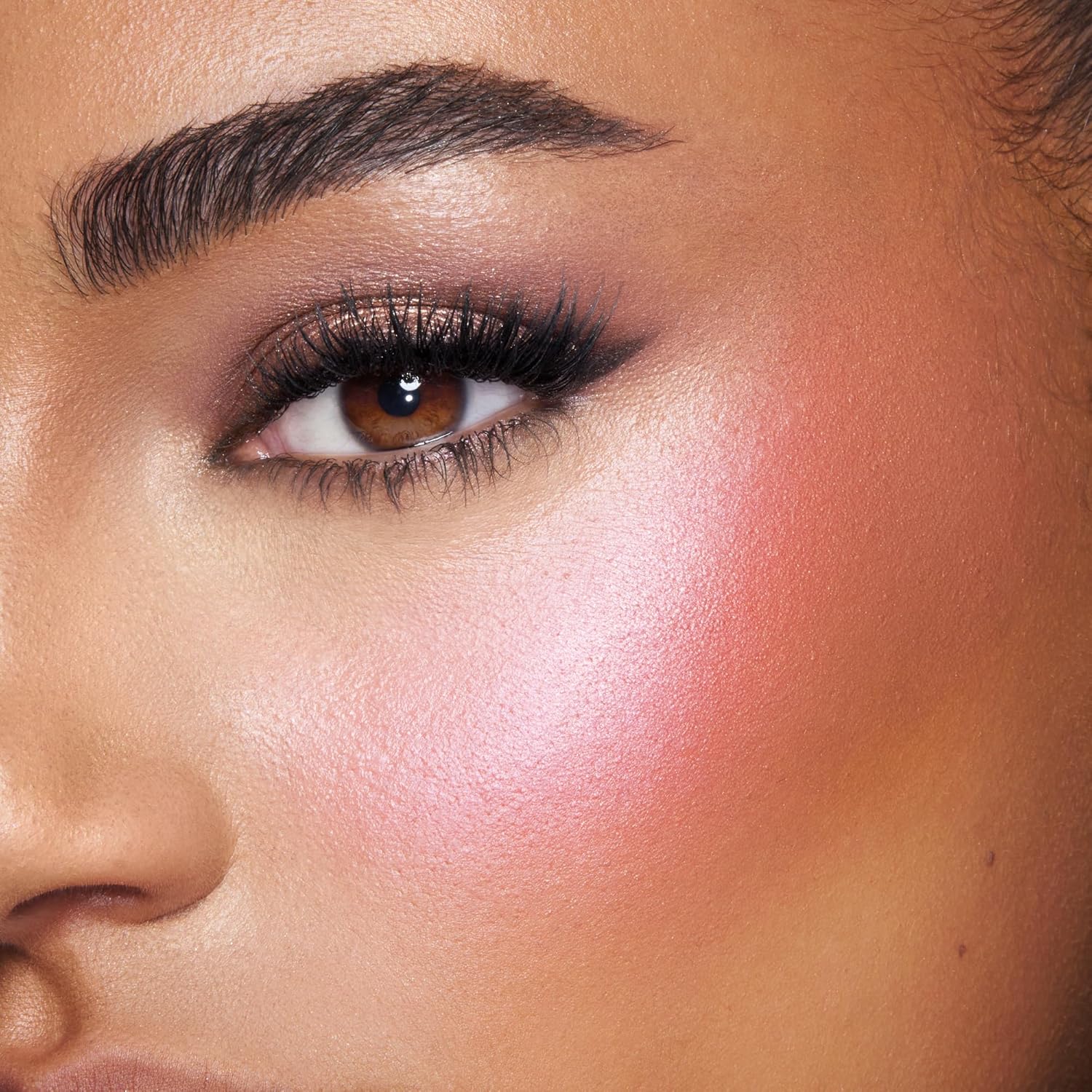 Charlotte Tilbury Hollywood Blush & Glow Glide Palette - Blush & Highlighter Compact for a Gorgeous Glow and Pretty Pop of Color - Rosy Pink Blush/Pearlescent Pink Highlighter