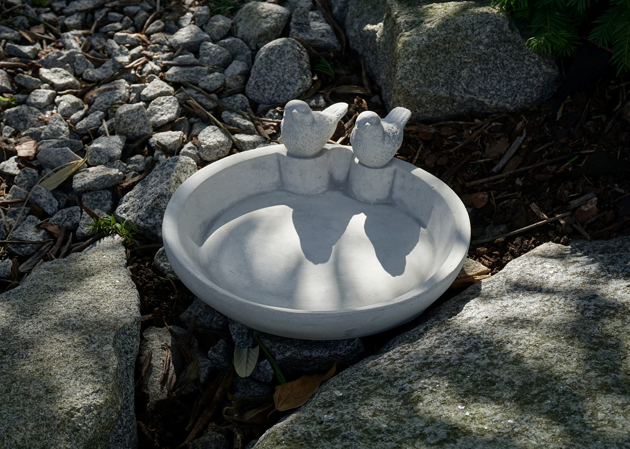 gartendekoparadies.de Kleine Trinkschale mit Zwei Vögeln, H. 10 cm, 2 kg, Grau, frostsicher aus Steinguss für Außenbereich