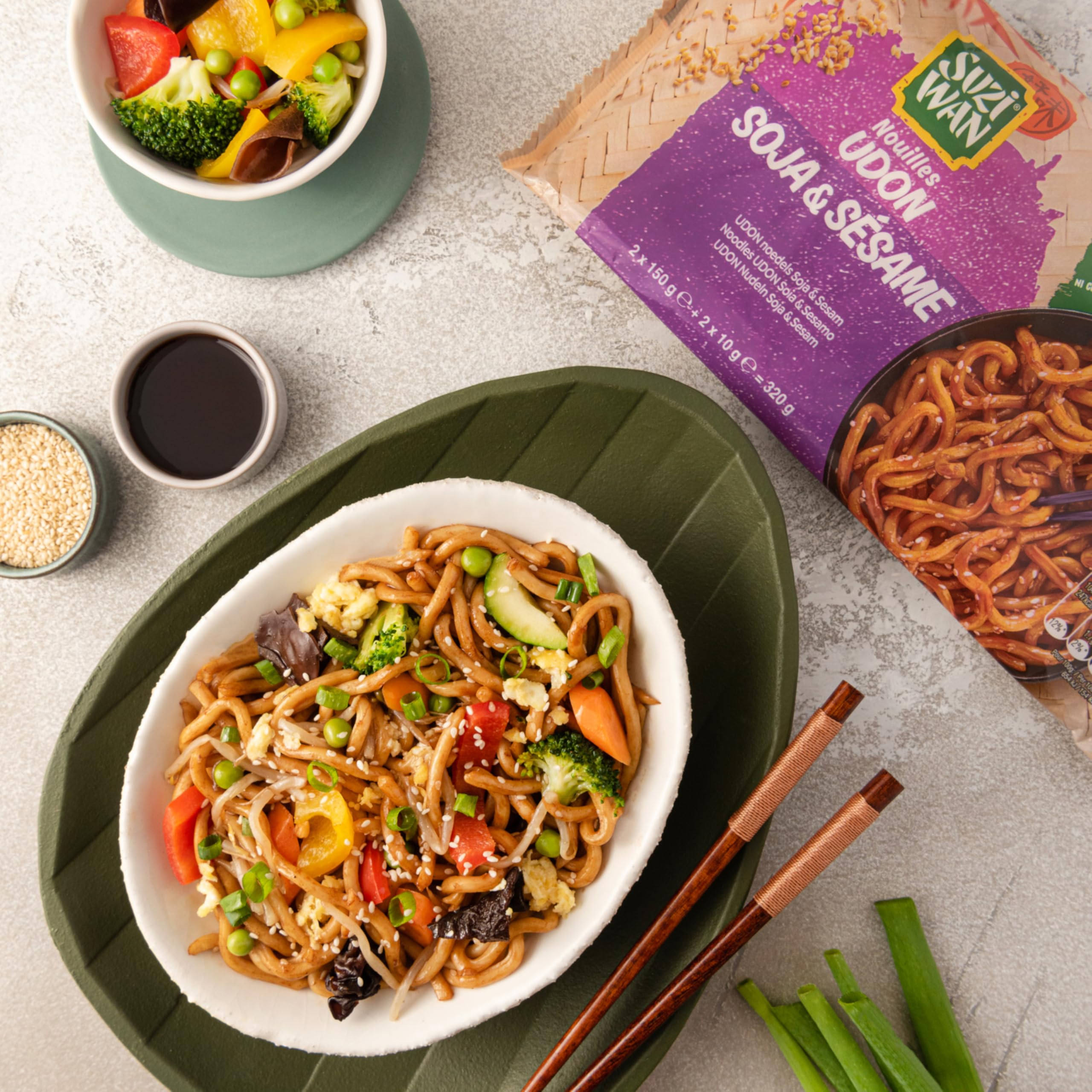 SUZI WAN Pre-cooked WOK Udon Soy Sesame (2x160g) : Amazon.com.be