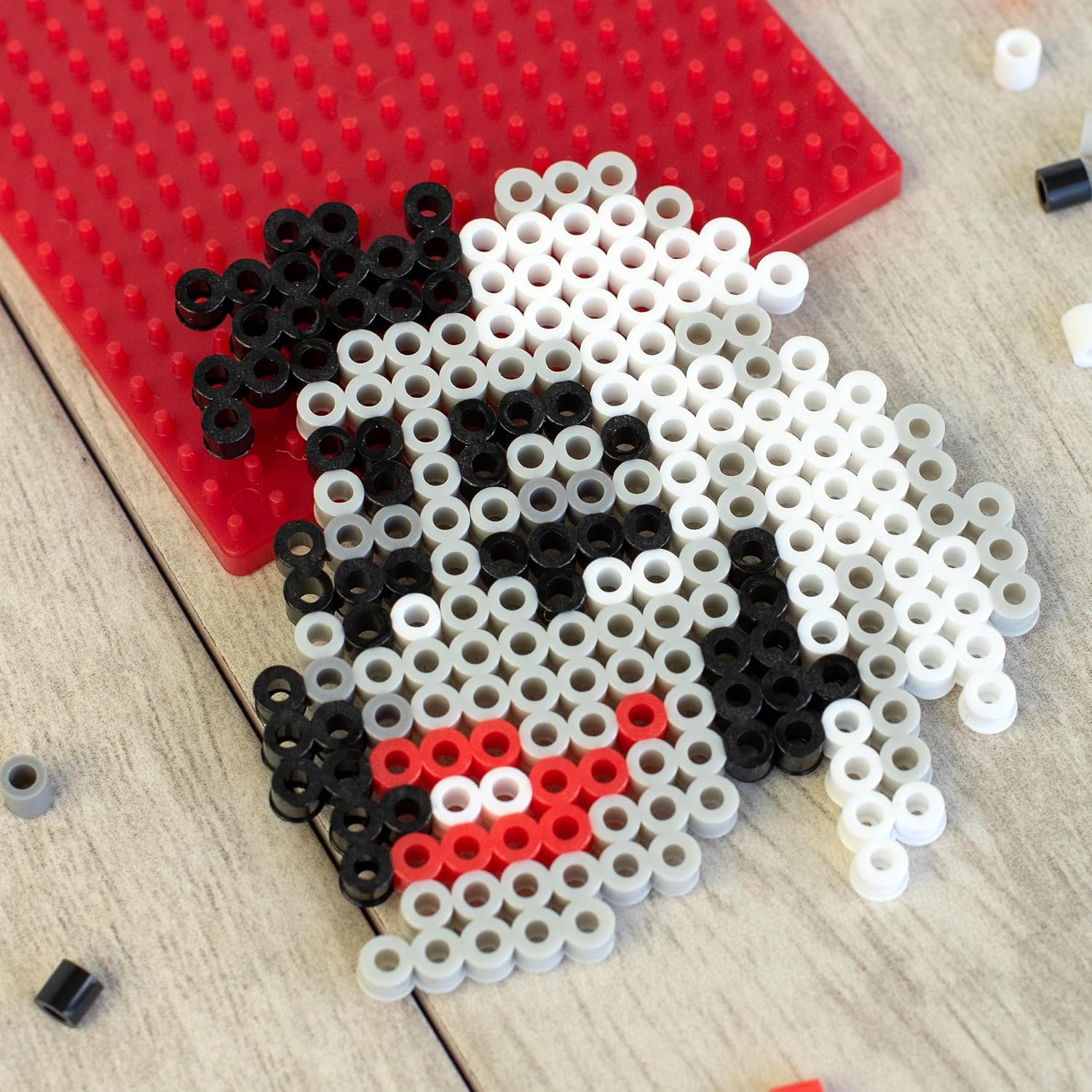 Perler 80-53555 Disney's 101 Dalmatians Cruella Fused Bead Activity Kit, Multicolor, 227 Pieces