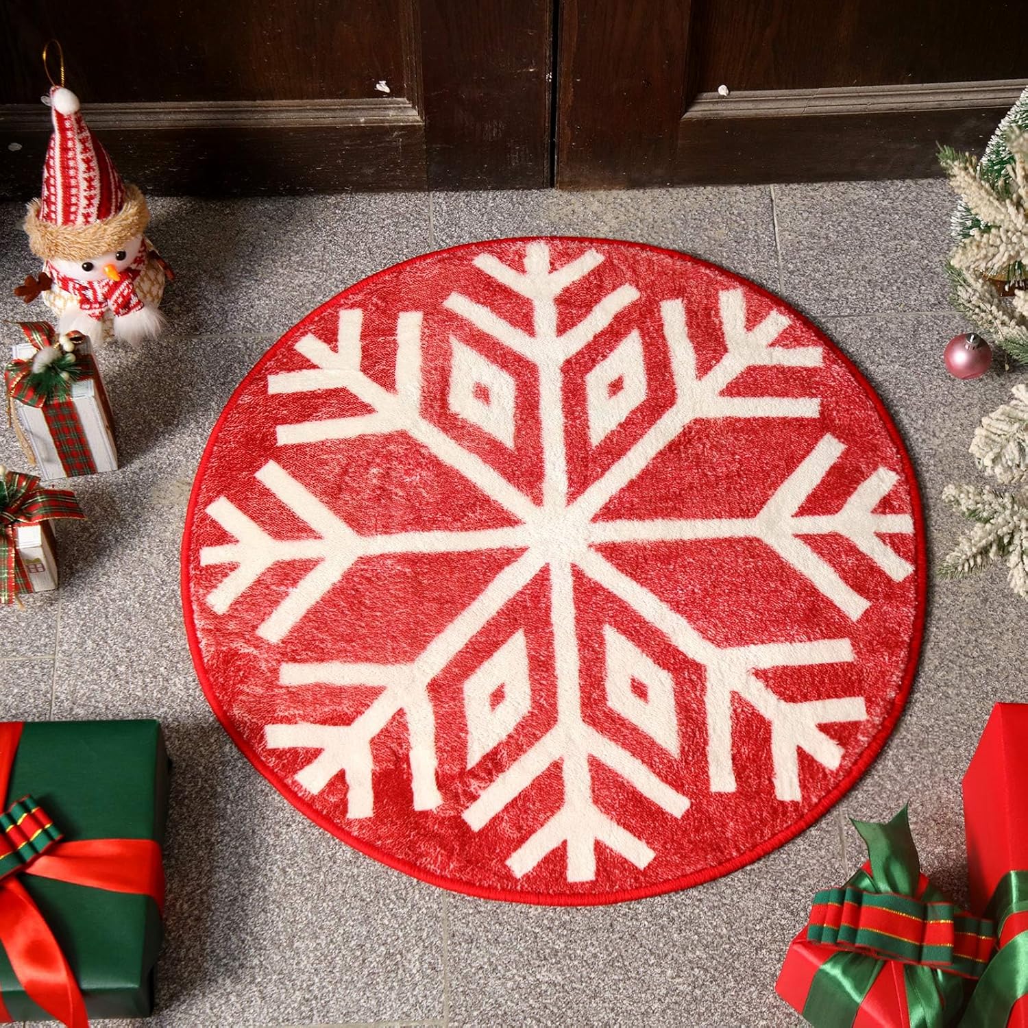 Ceenna 2 Pcs Christmas Bathroom Rug 24 Inch Red Snowflake Christmas Round Bathroom Rugs Winter Themed Xmas Festive Decorations Non Slip Kitchen Floor Mats for Home Kitchen Door Bath