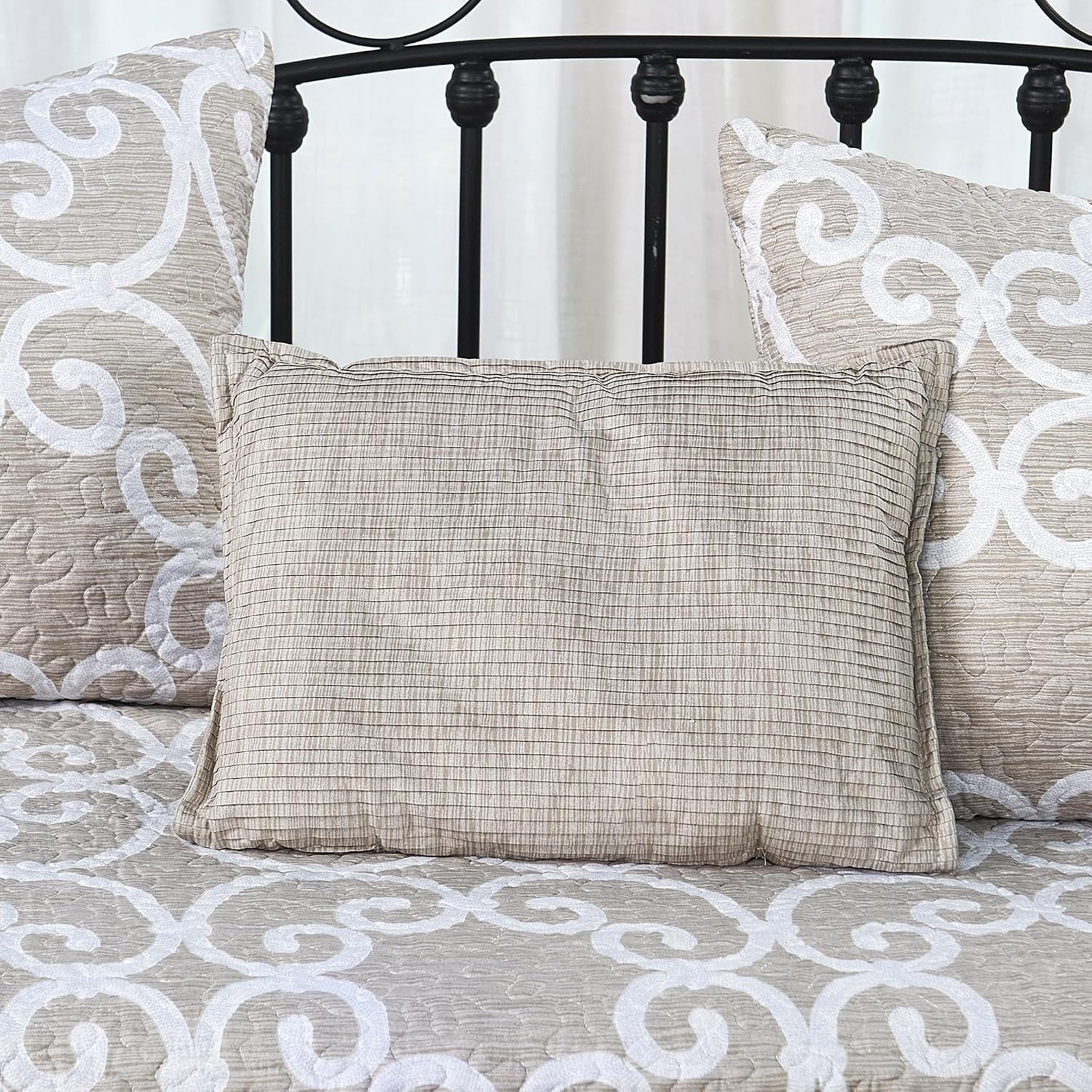 HESTIN 6 Piece Daybed Cover Set- Double Sided Quilting with Bedskirt, 3 Matching Shams,Easy Care Daybed Cover Set for All Season, 75"x39",Tumbleweed