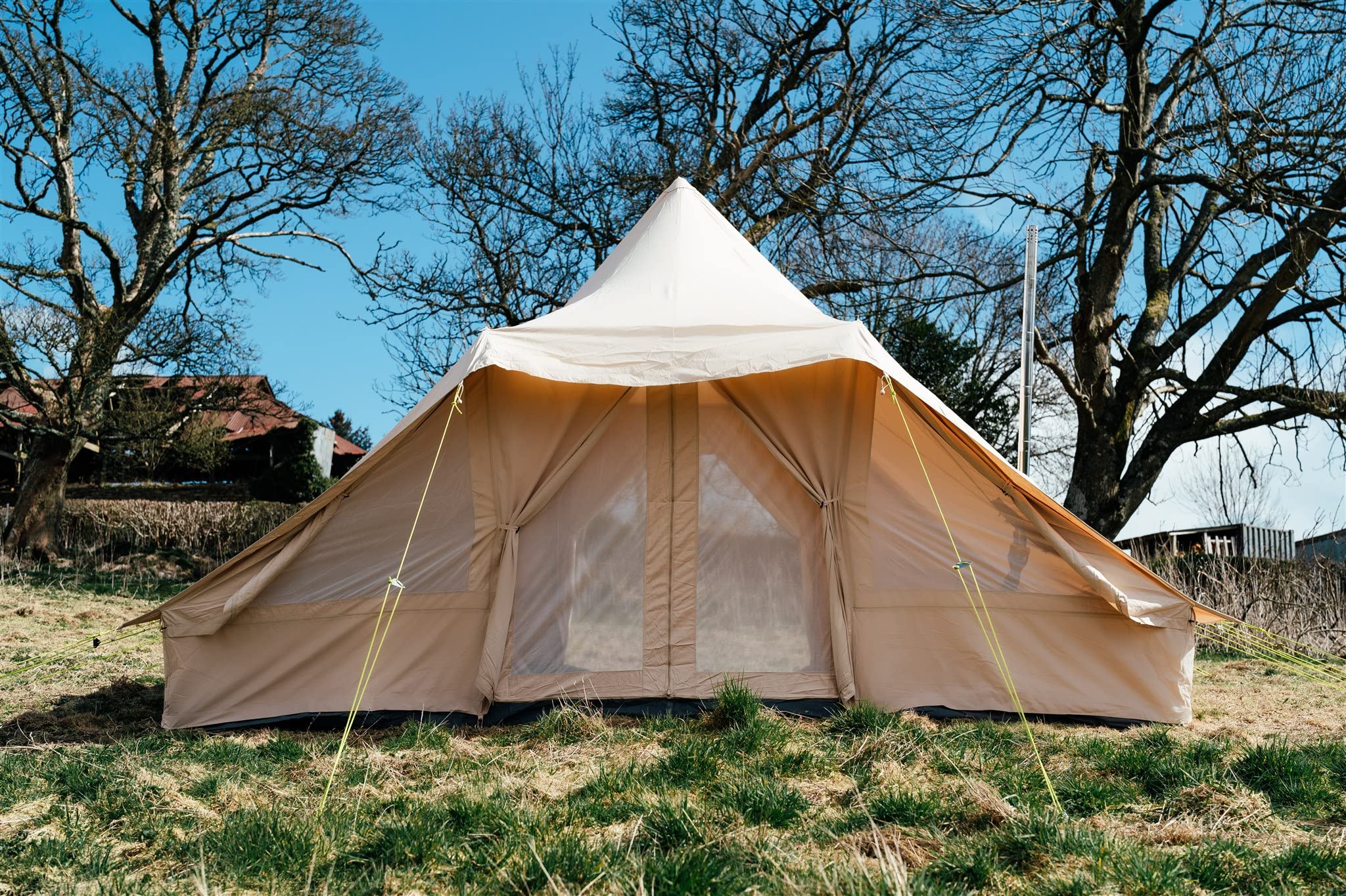 5 x 4m Touareg Canvas Bell Tent with stove hole - Family Camping, Glamping,  Festival u0026 Party Tent 6/8 Man in Sand Includes Zipped in Groundsheet Fire  Retardant 100% 320gsm Cotton Canvas :