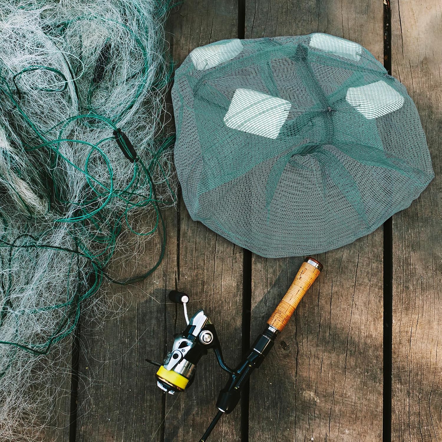 Outanaya 2pcs Portable Nylon Crawfish Trap with Stainless Steel Frame for EEL and Loach Fishing, Easy to Operate Green Fishing Net Cage for Freshwater Fish Bait Trap