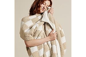 Bedsure Checkered Throw Blanket - Snuggle in Comfort