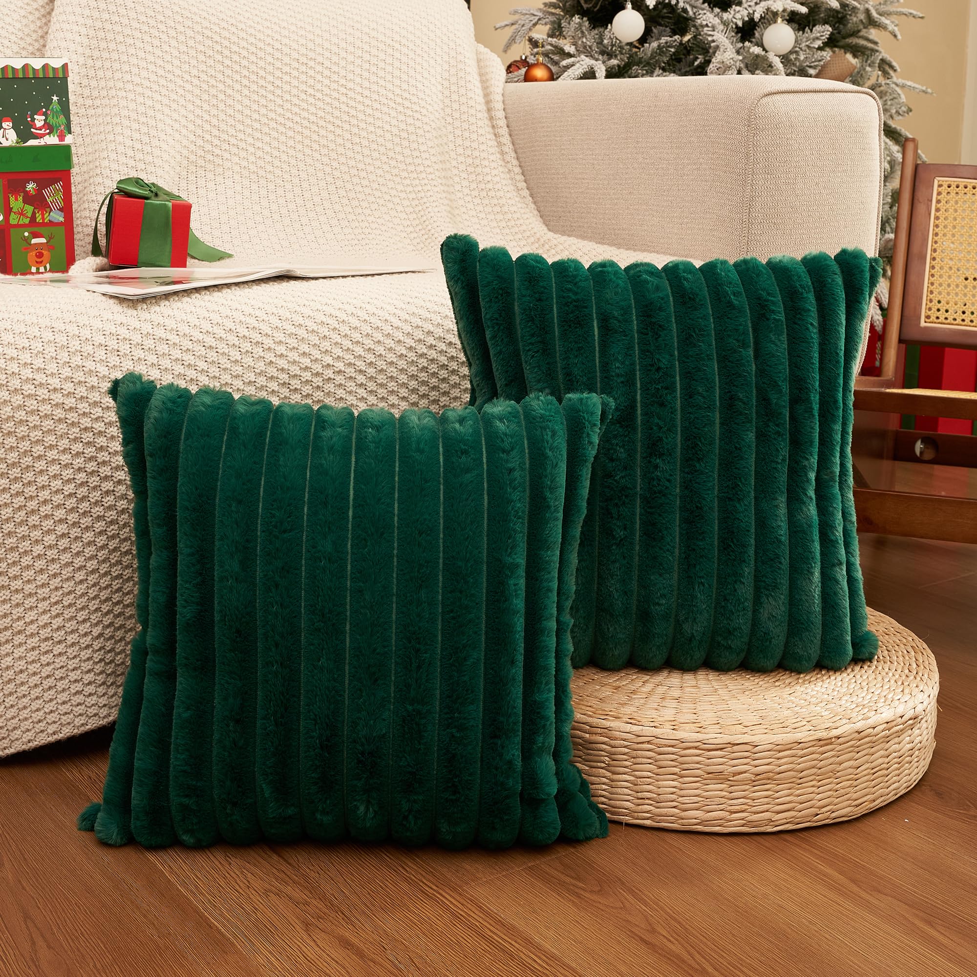 ORANIFUL Kissenbezüge 2er Set Samt Kissen mit Pompoms Couchkissen Einfarbig Kopfkissen Deko Kissenbezug Dekokissen Kissenhülle für Sofa Wohnzimmer Schlafzimmer Büro