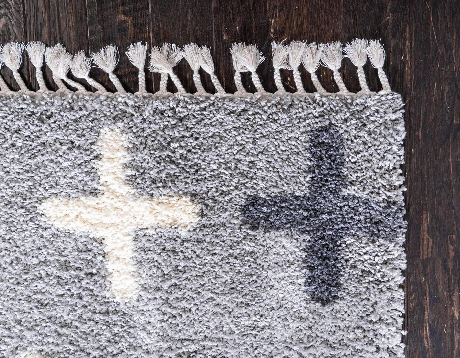 Unique Loom Hygge Shag Collection Modern Moroccan Inspired, Geometric Design, Plush & Cozy Area Rug (2' 7 x 8' 2 Runner, Light Gray/ Ivory)