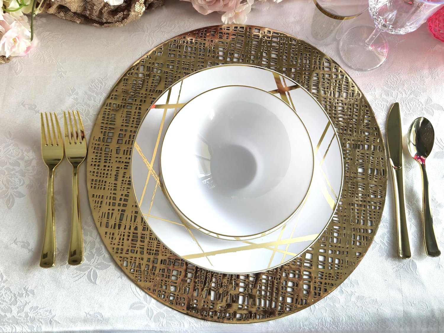 " OCCASIONS " 120 Plates Pack, Disposable Wedding Party Plastic Plates (7.5'' Appetizer/Dessert Plate, Monet, White & Gold)