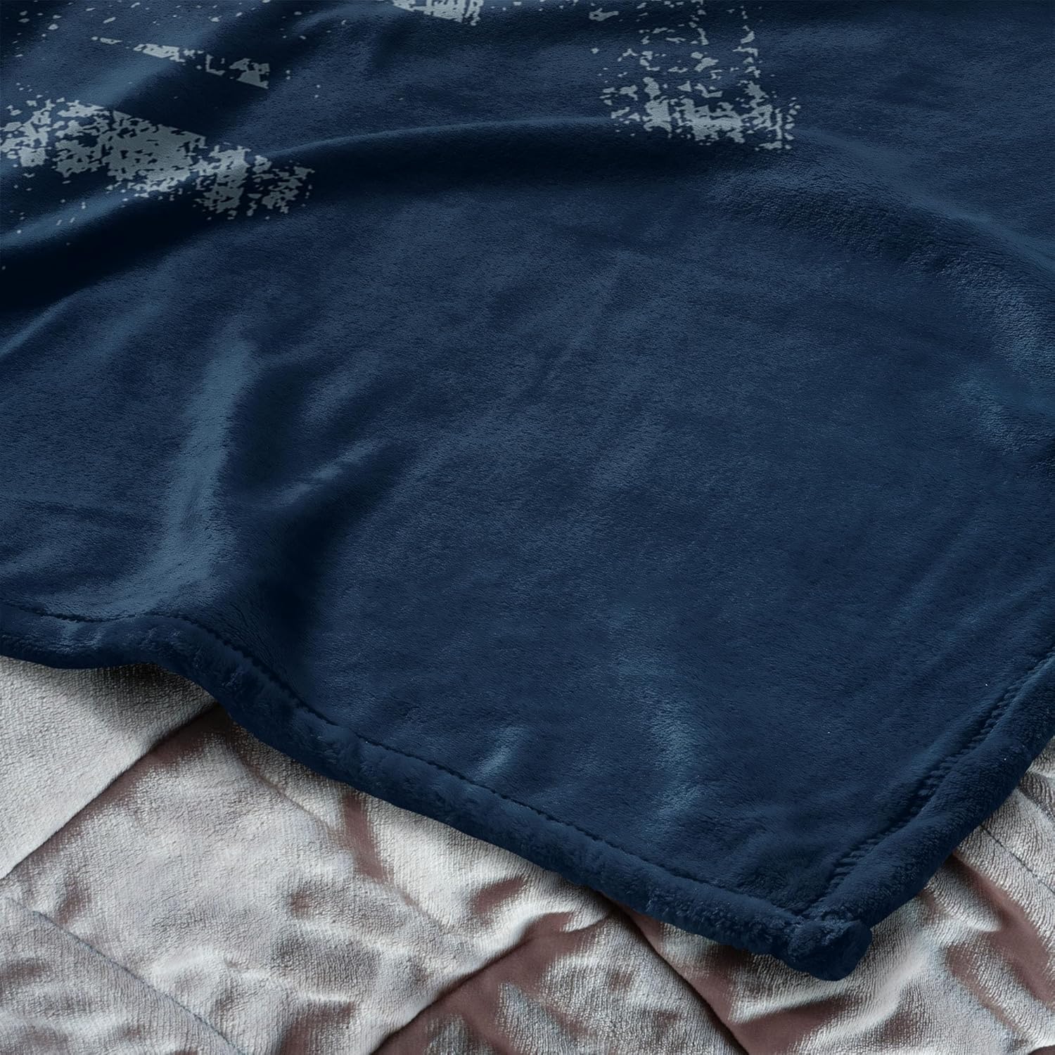 NORTHWEST NCAA Howard University, Tradition, Silk Touch Throw Blanket, 50 x 60 Inches